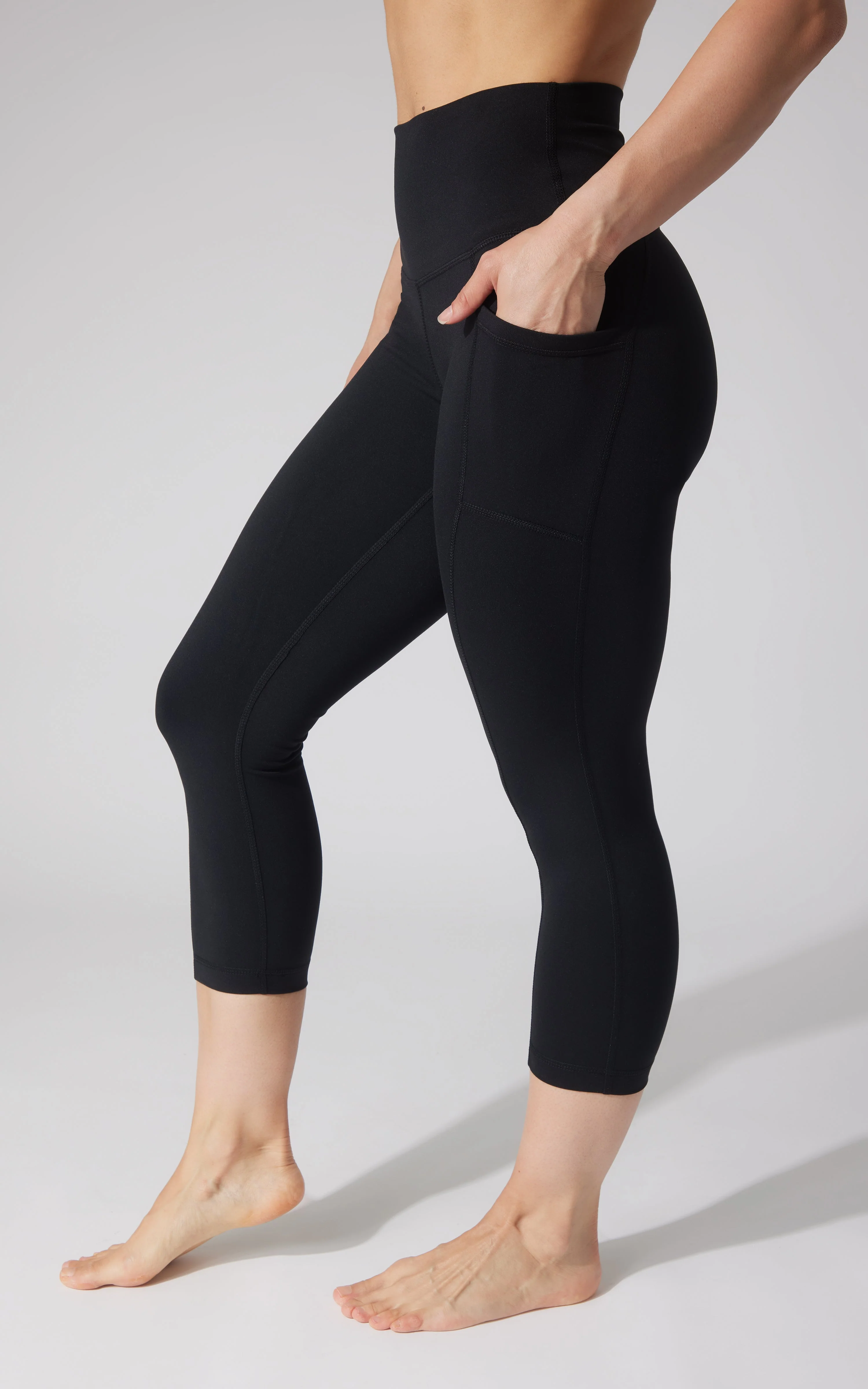 2 PK Interlock Side Pocket and Everyday Capris - Image 3