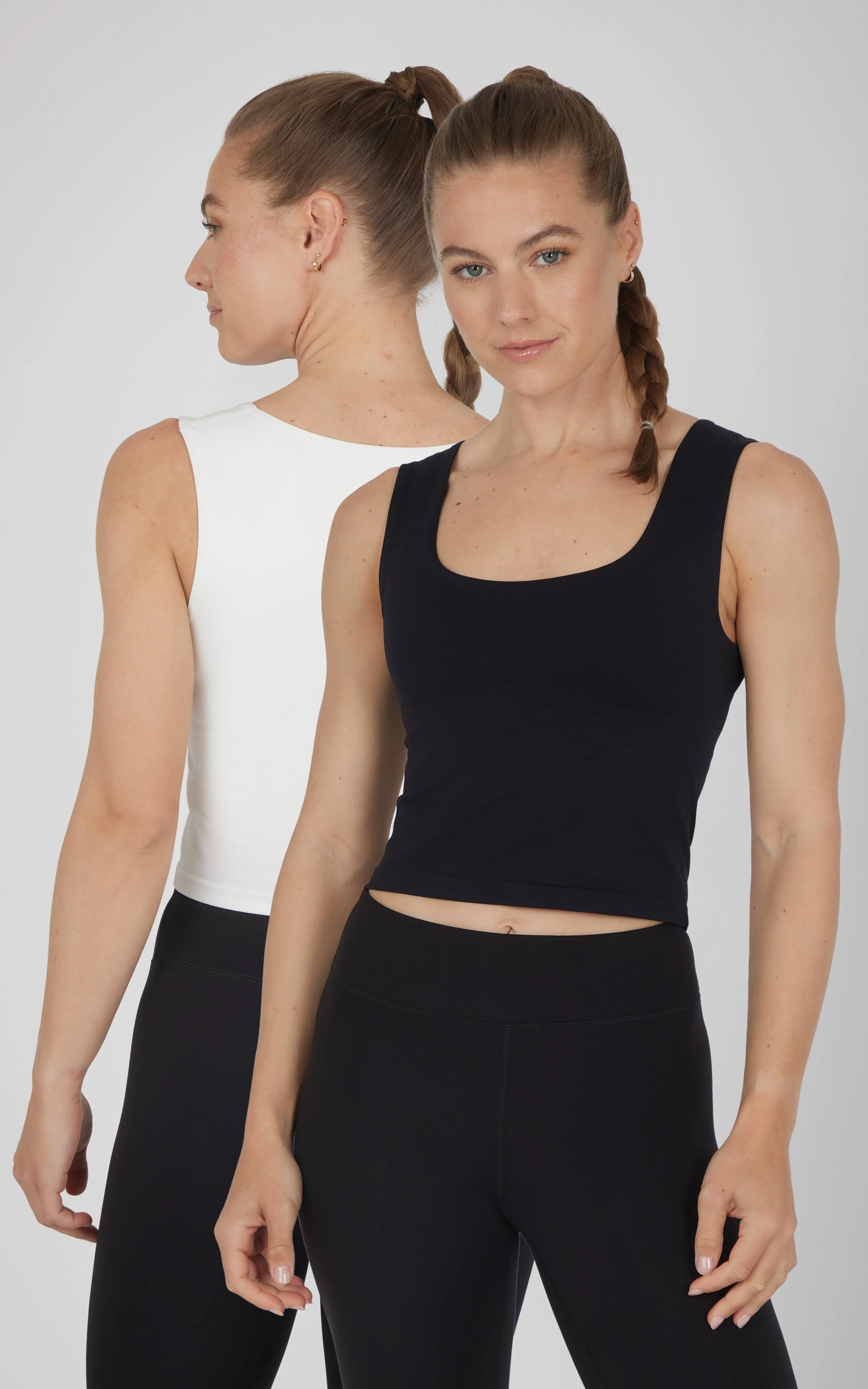 2 PK Seamless Coraline Meet and Greet Tank - Image 2