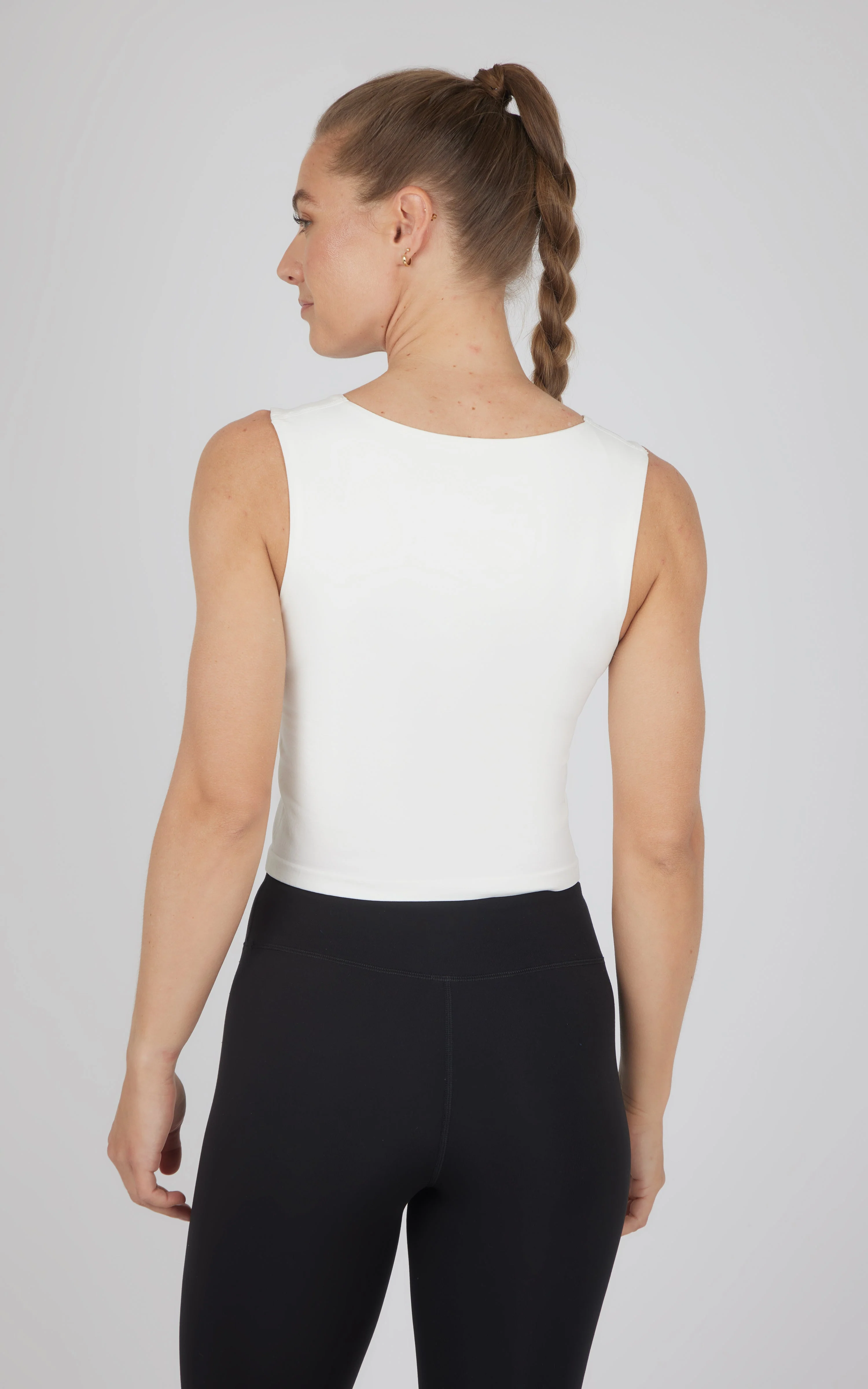 2 PK Seamless Coraline Meet and Greet Tank - Image 3