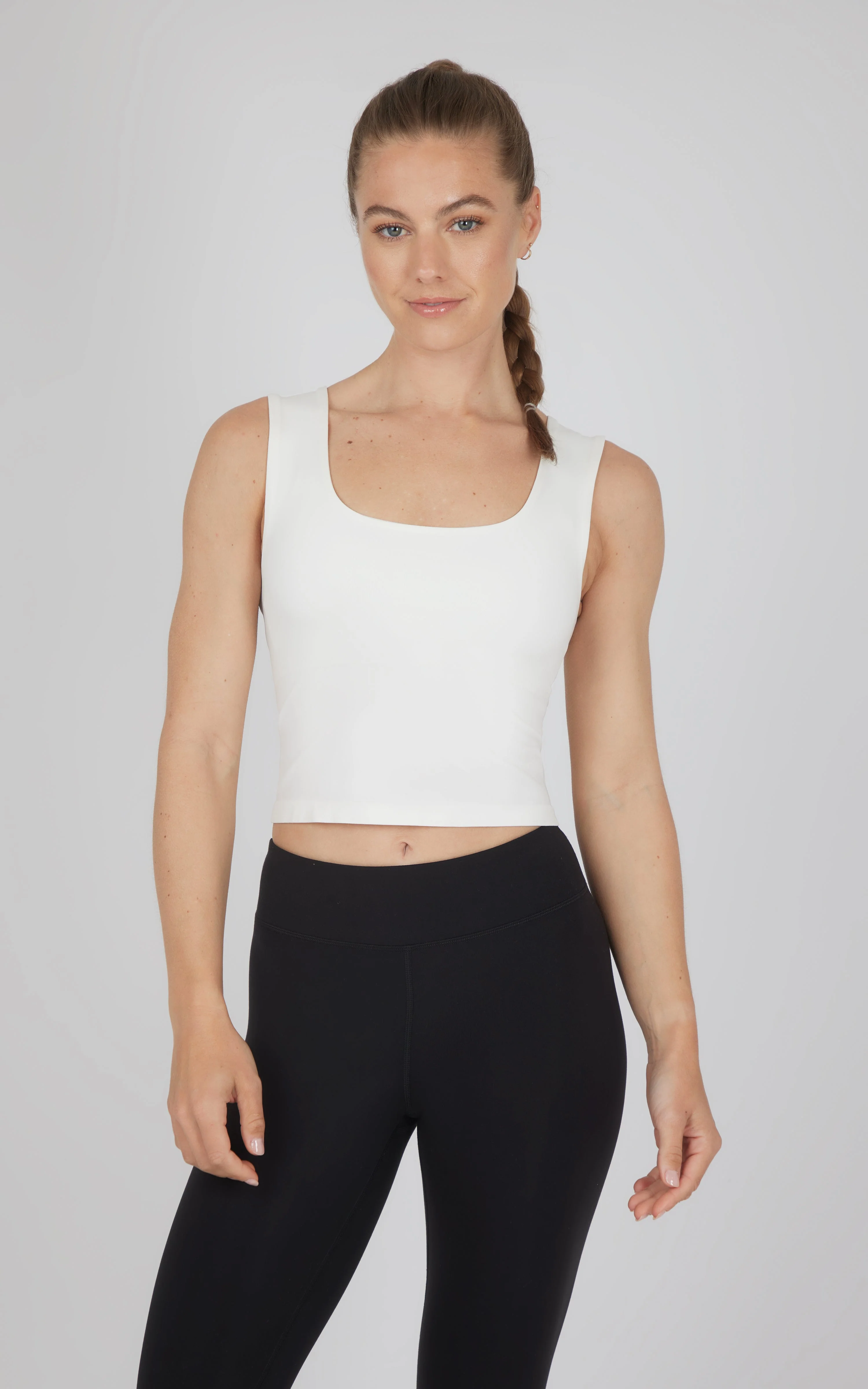 2 PK Seamless Coraline Meet and Greet Tank - Image 32