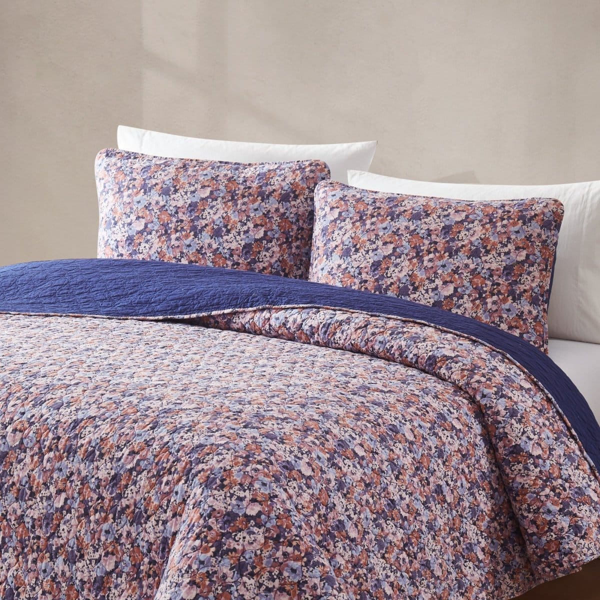Alicia Camo Floral Cotton Quilt Set - Image 10
