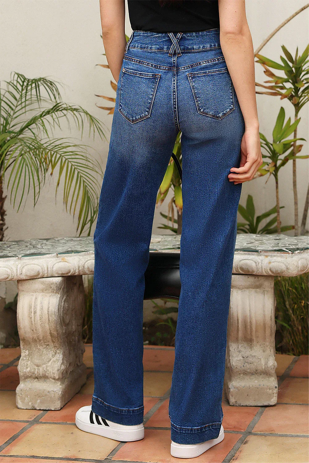 Ashleigh - Blue Double Button Zip Fly Straight Leg Jeans - Image 2