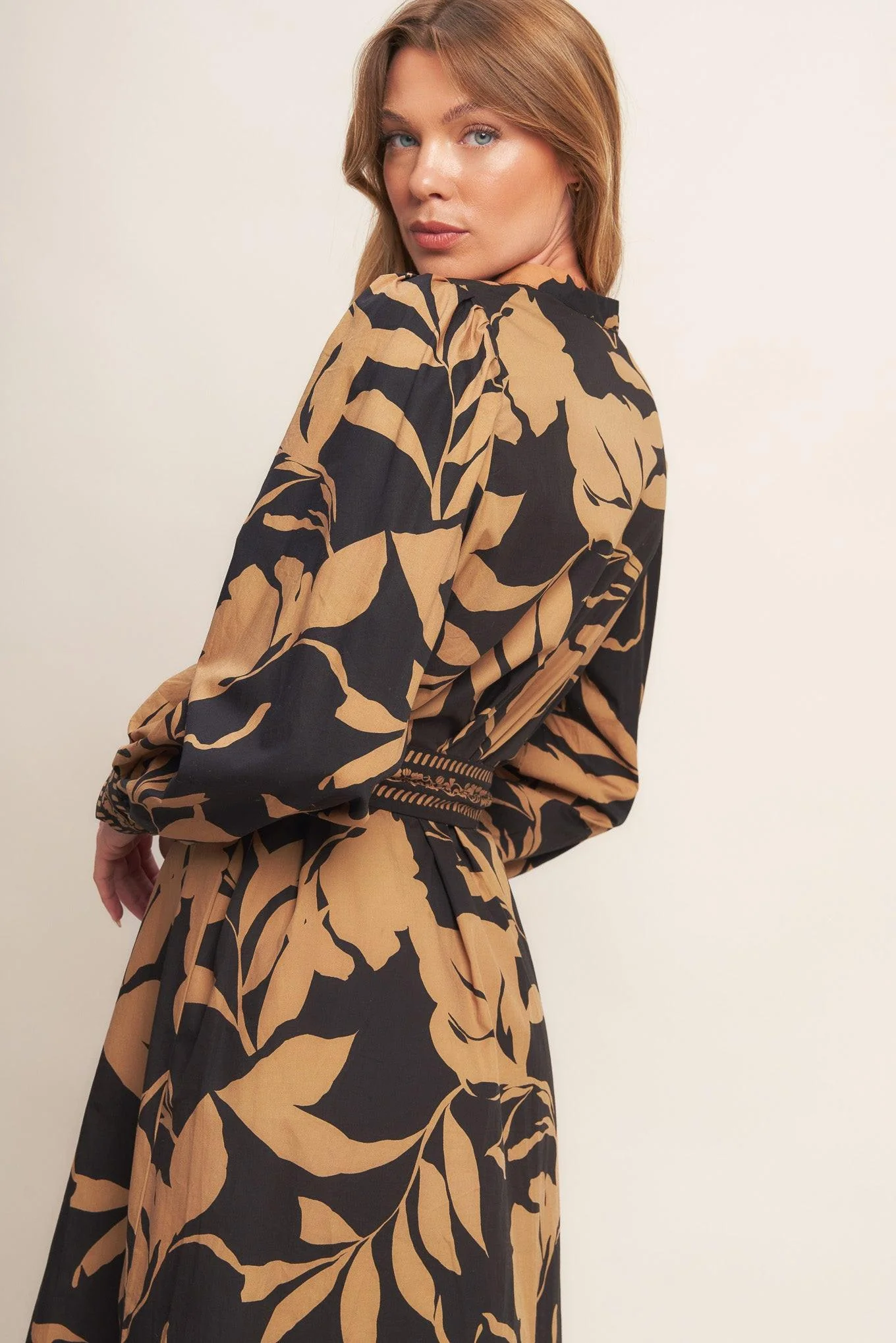 Autumn Leaf Woven Midi Dress - Image 2
