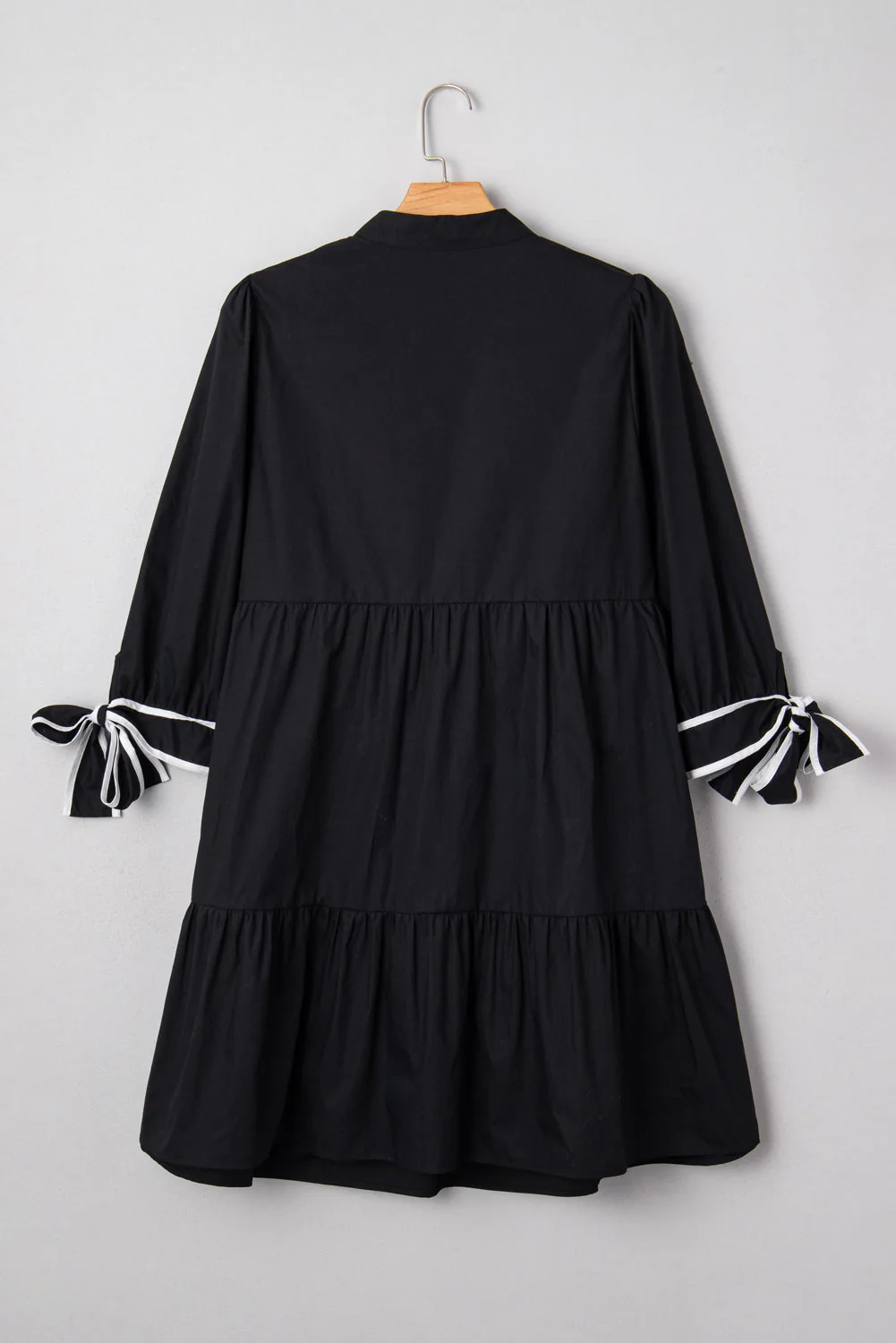 Black Contrast Trim Knot Cuffs Plus Size V Neck Mini Dress - Image 5