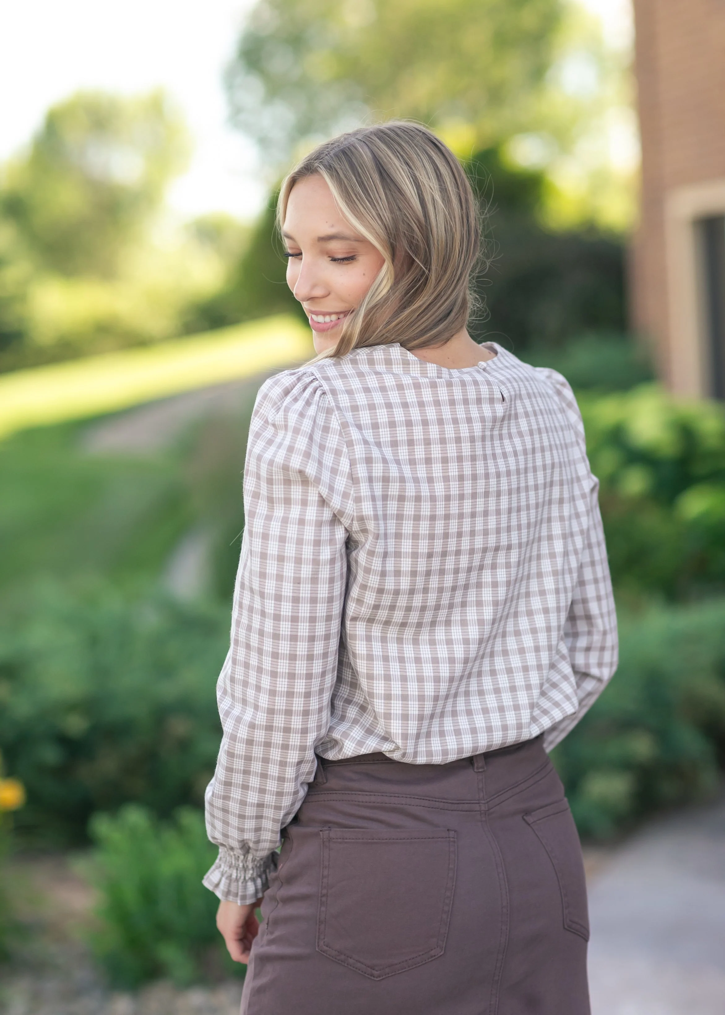 Blake Cinched Sleeve Blouse - Image 11