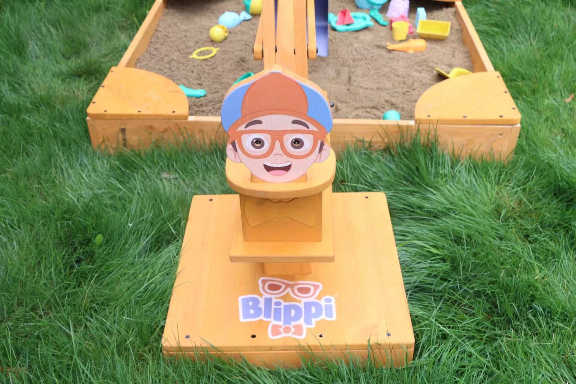 Blippi Excavator Ride-On Toy – Interactive Construction Fun for Kids - Image 15