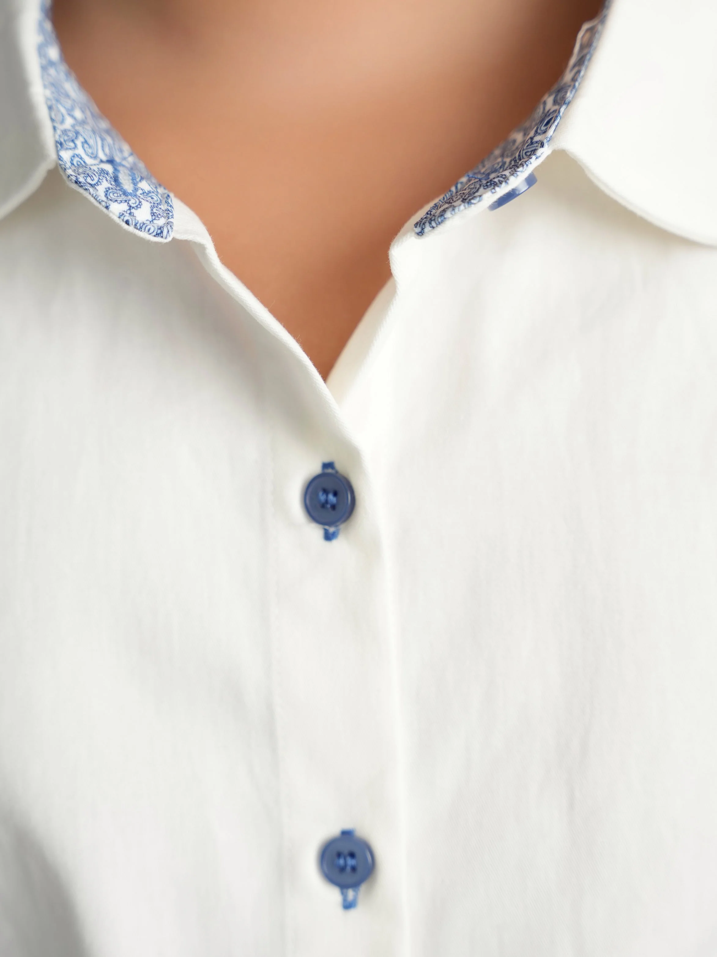 Blue Buttons Long Sleeve Dress Shirt with Paisley Contrast - Image 4