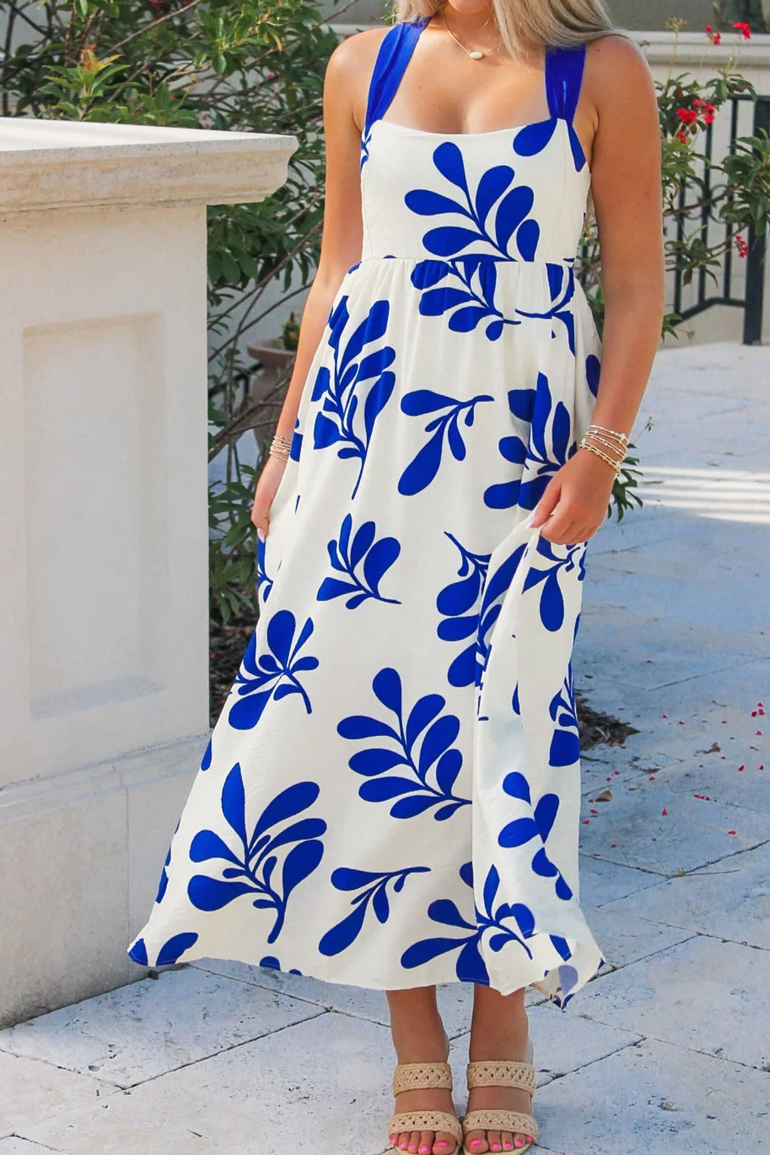 Blue Floral Print Crisscross Tie Back Sleeveless Long Dress - Image 4