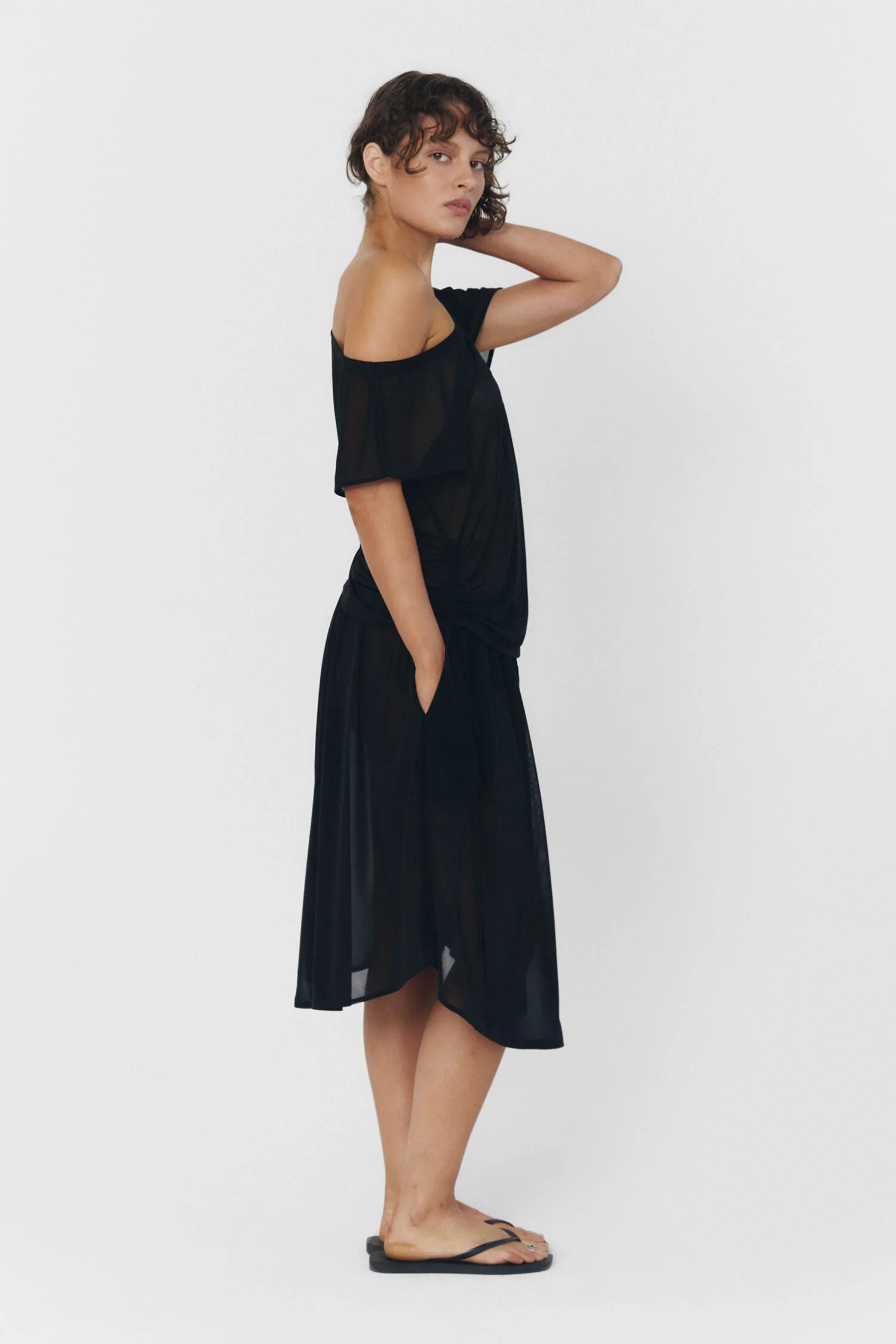 Brisa Top in Black - Image 4