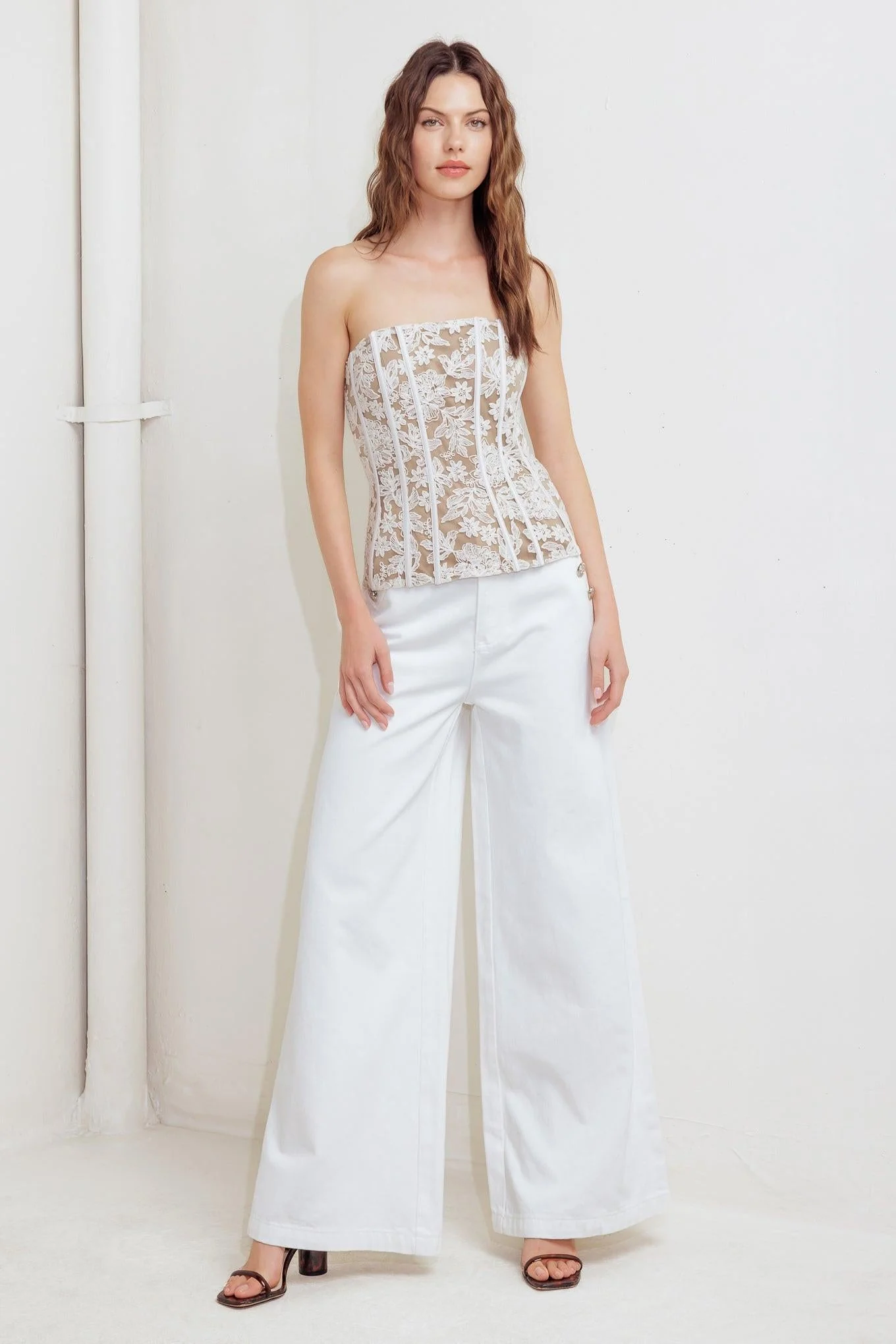 Cafe Society Look Woven Lace Top - Image 4