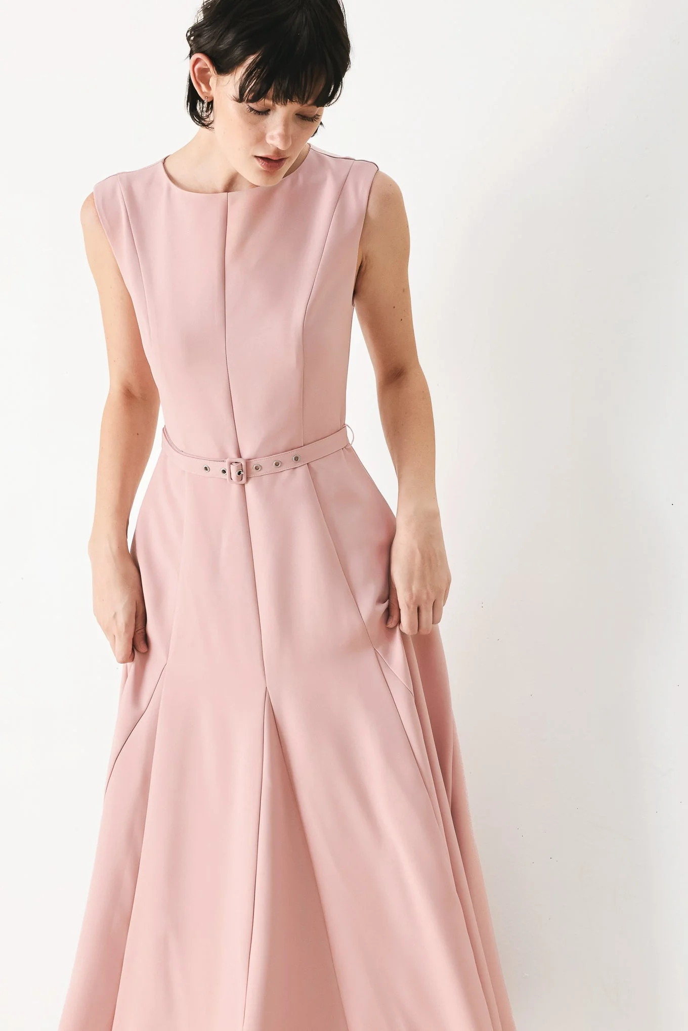 Calm Afterglow Blush Woven Midi Dress - Image 4