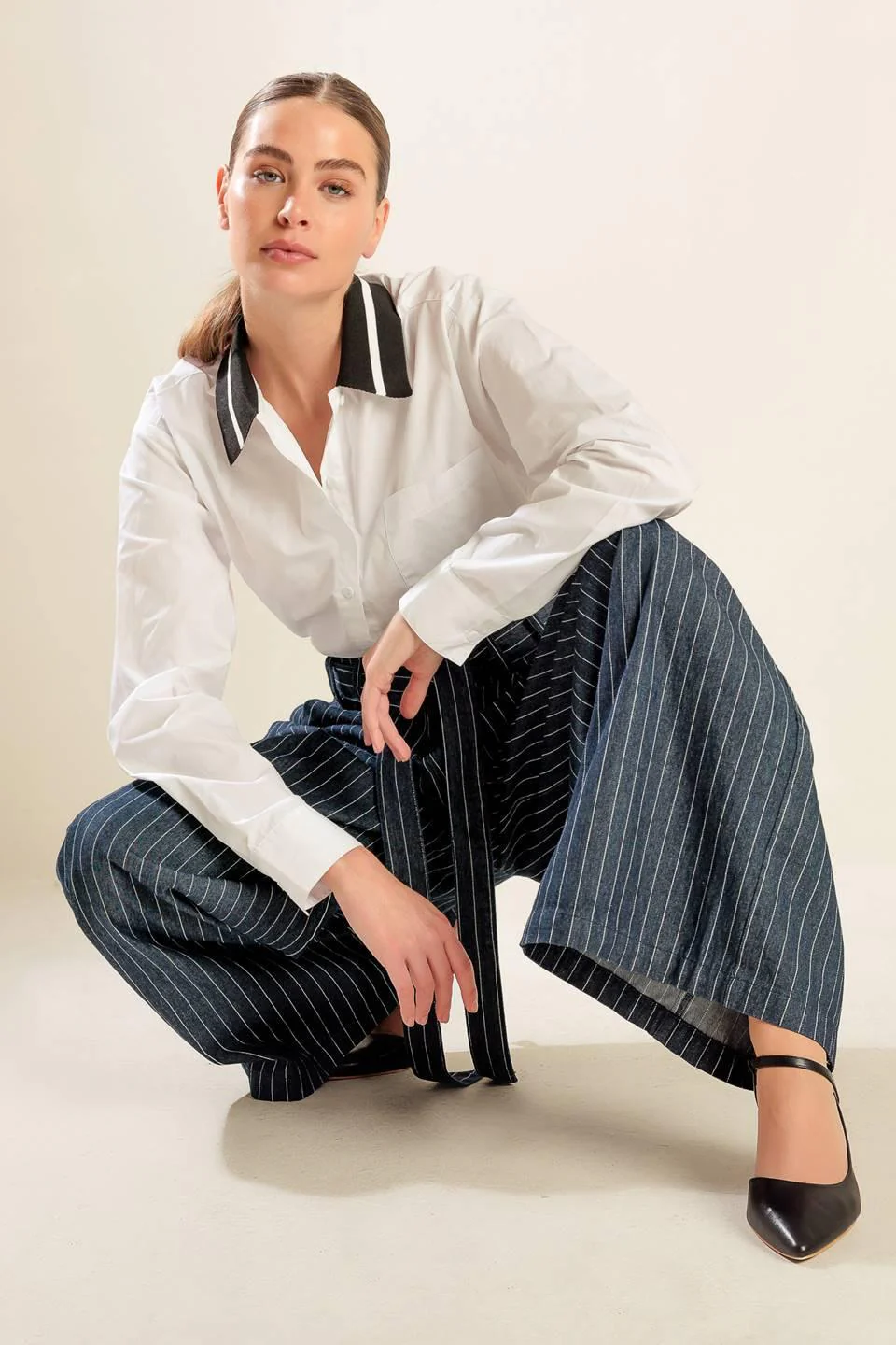 Cause a Commotion Woven Top - Image 3