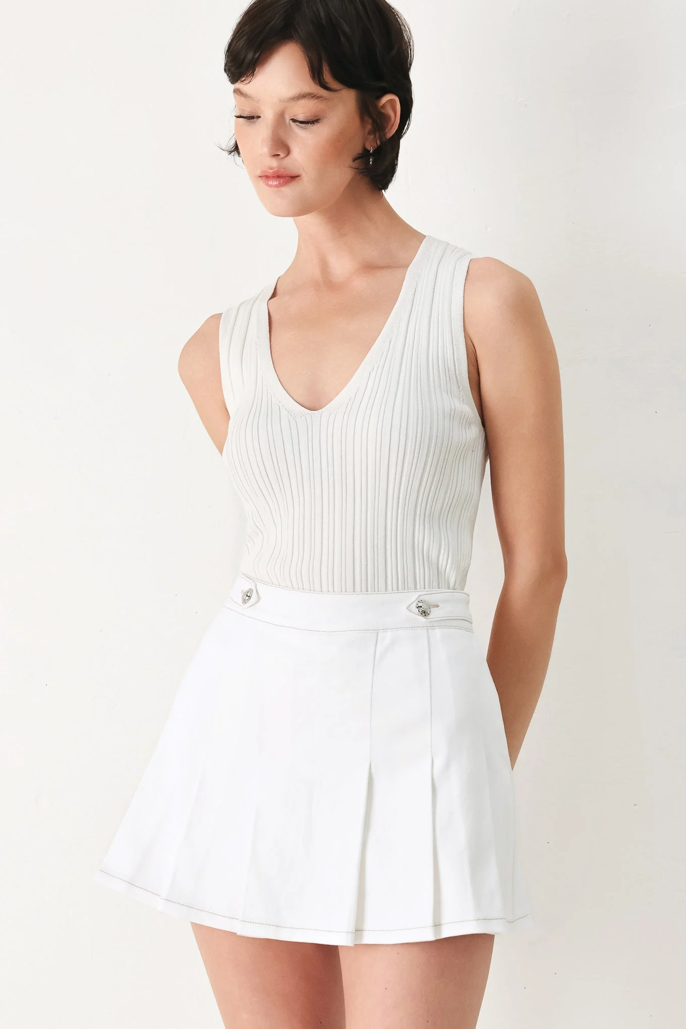 Champagne Club Woven Skort - Image 5