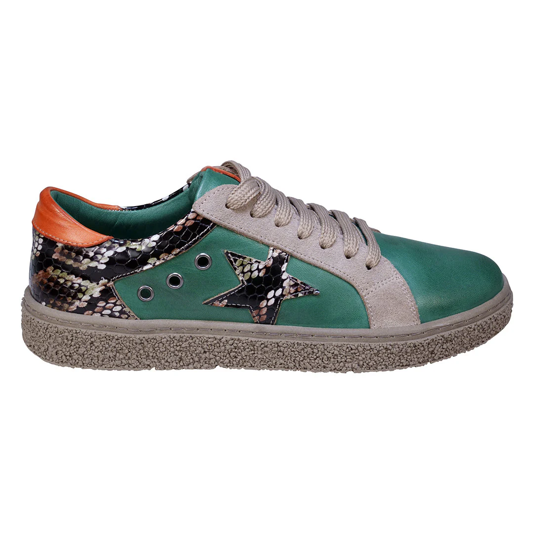 Charlee Green Snake Skin Two-Tone Star Motif Lace Up Sneakers - Image 2