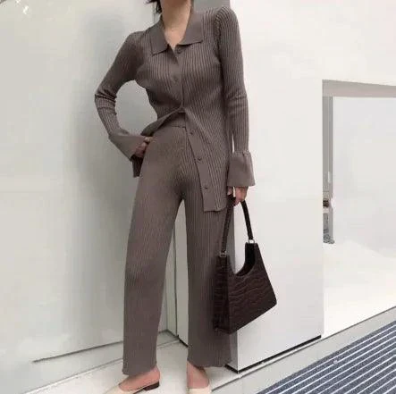 Chic Knit Collared Ensemble - Image 9