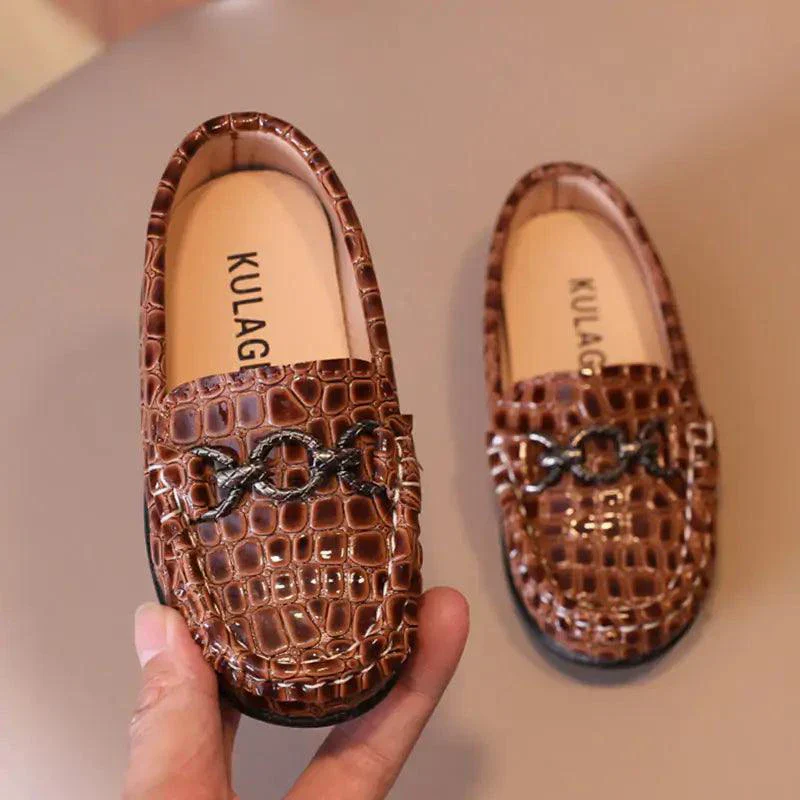 Chic Toddler Leather Kicks - Image 3