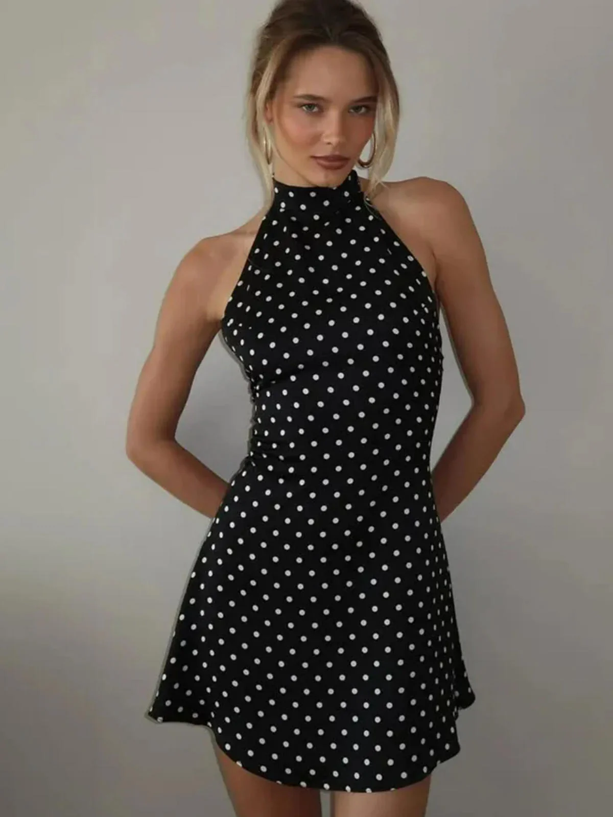 Chic YC Women's Polka Dot Halter Neck Mini Dress Elegant Sleeveless Bodycon Summer Party Dress - Image 4