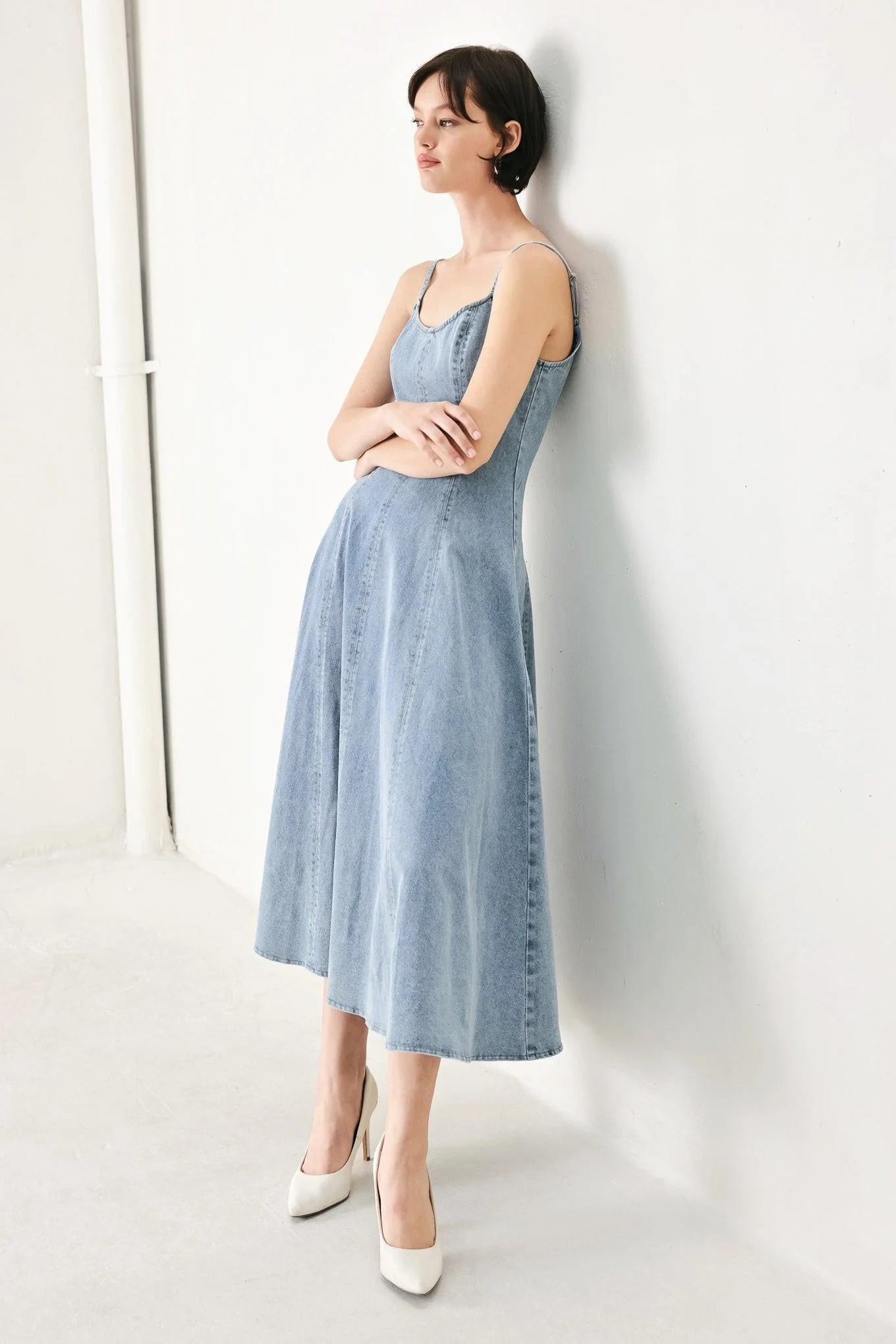 Cloud Ninette Denim Midi Dress - Image 6