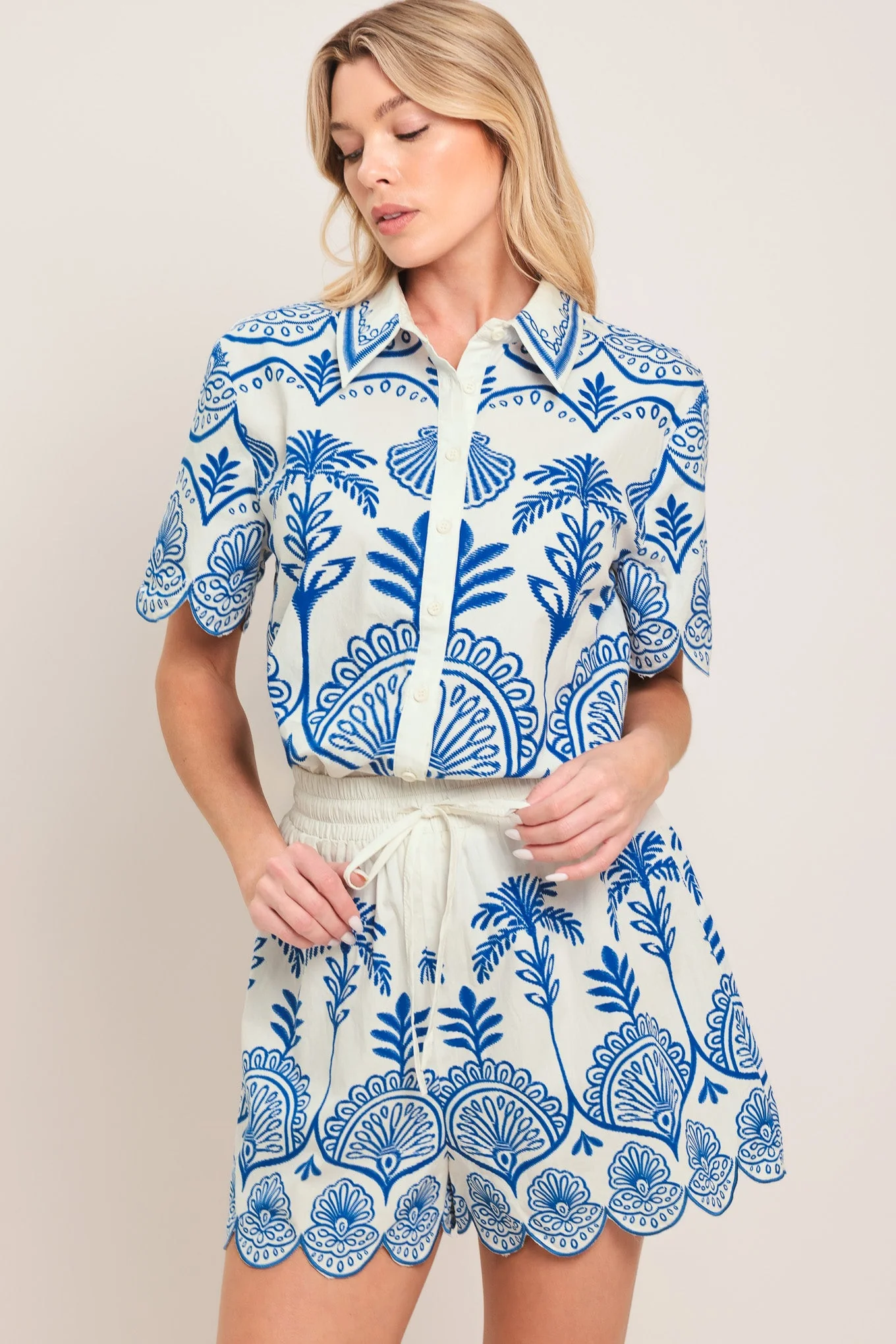 Coastline Palm Woven Shorts - Image 5