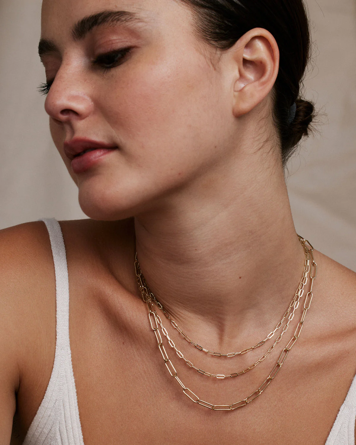 Connected Bold Paperclip Chain Necklace - Image 7