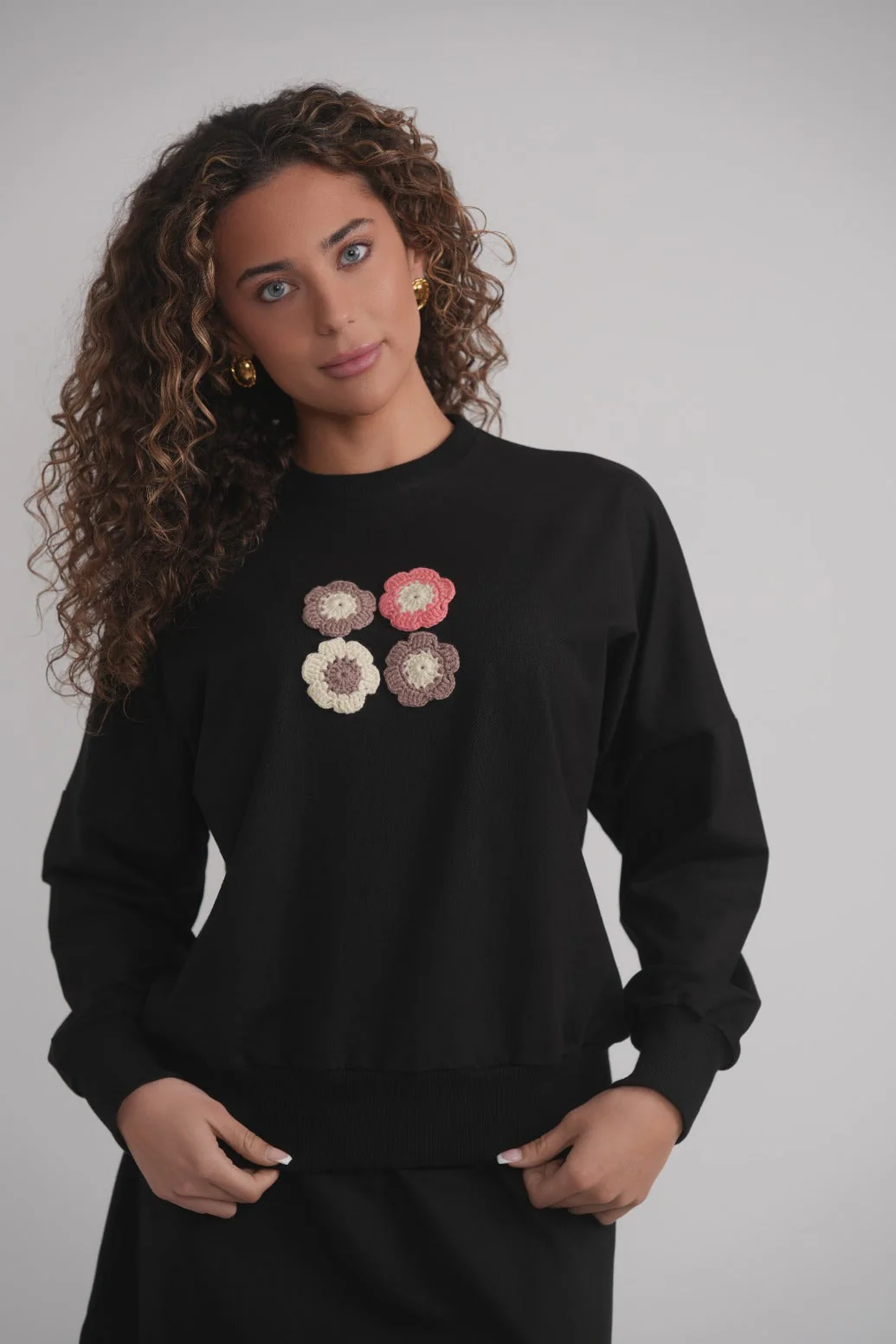Crochet Flower Sweatshirt - Image 3