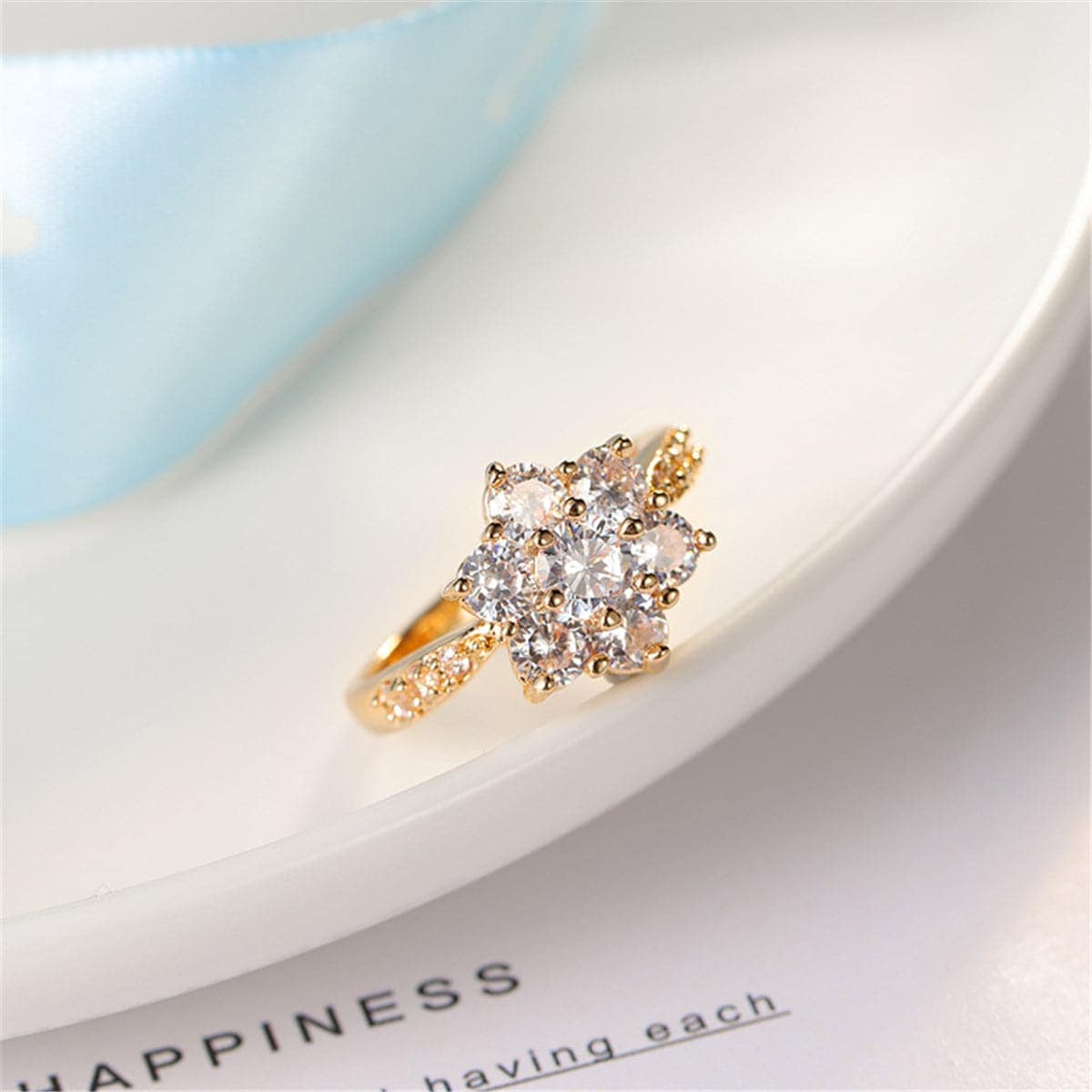 Cubic Zirconia & Goldtone Sunflower Ring - Image 4