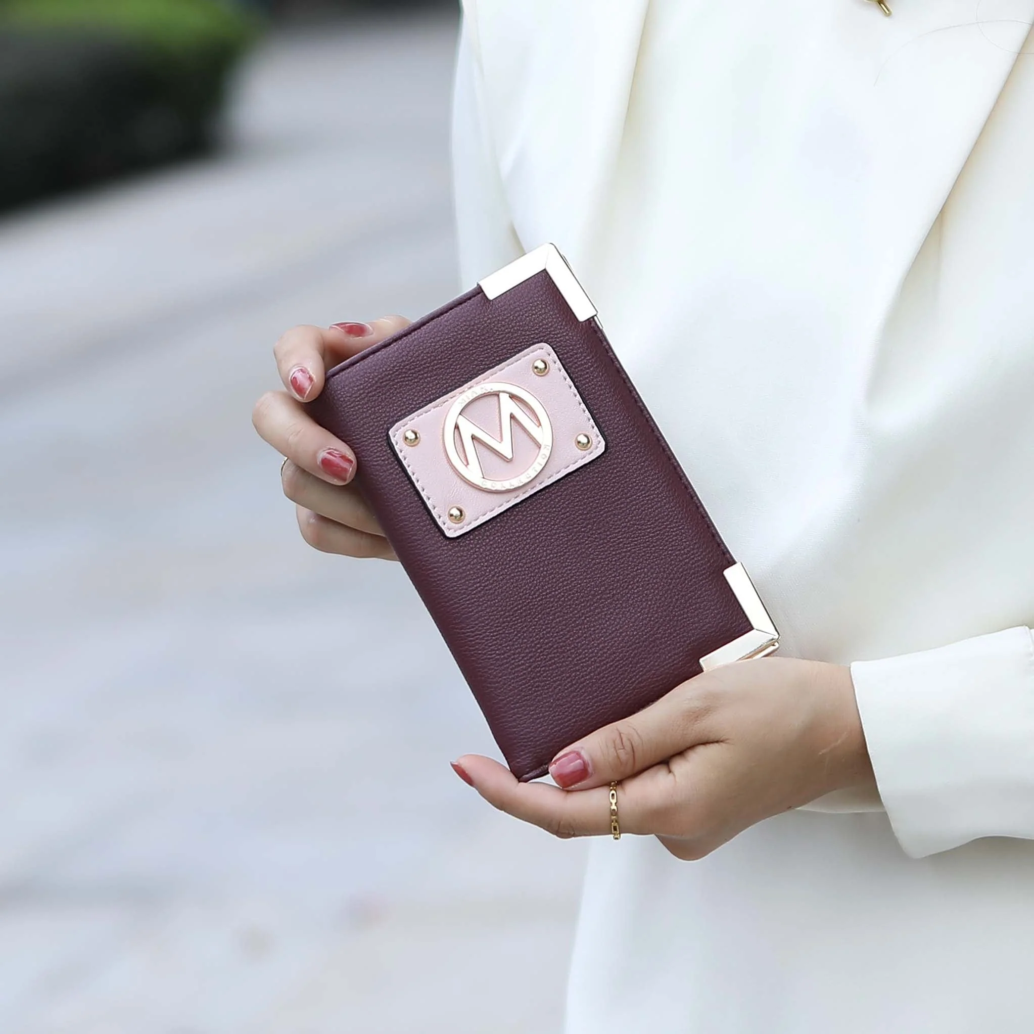 Darla Wallet and Travel Set - Image 3