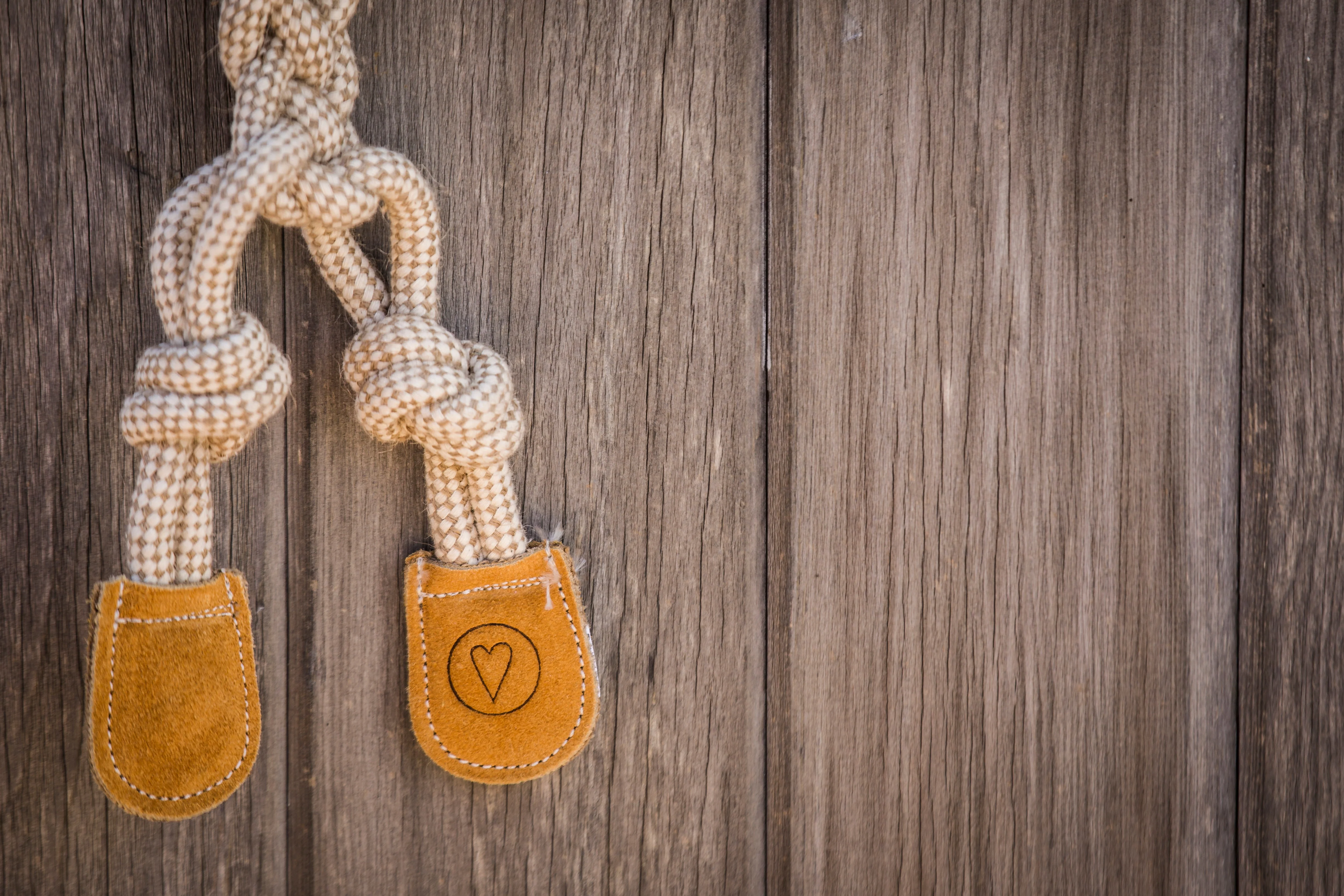 Dilly Duck Natural Rope Knottie® Dog Toy, Large (9mm diameter) - Image 5