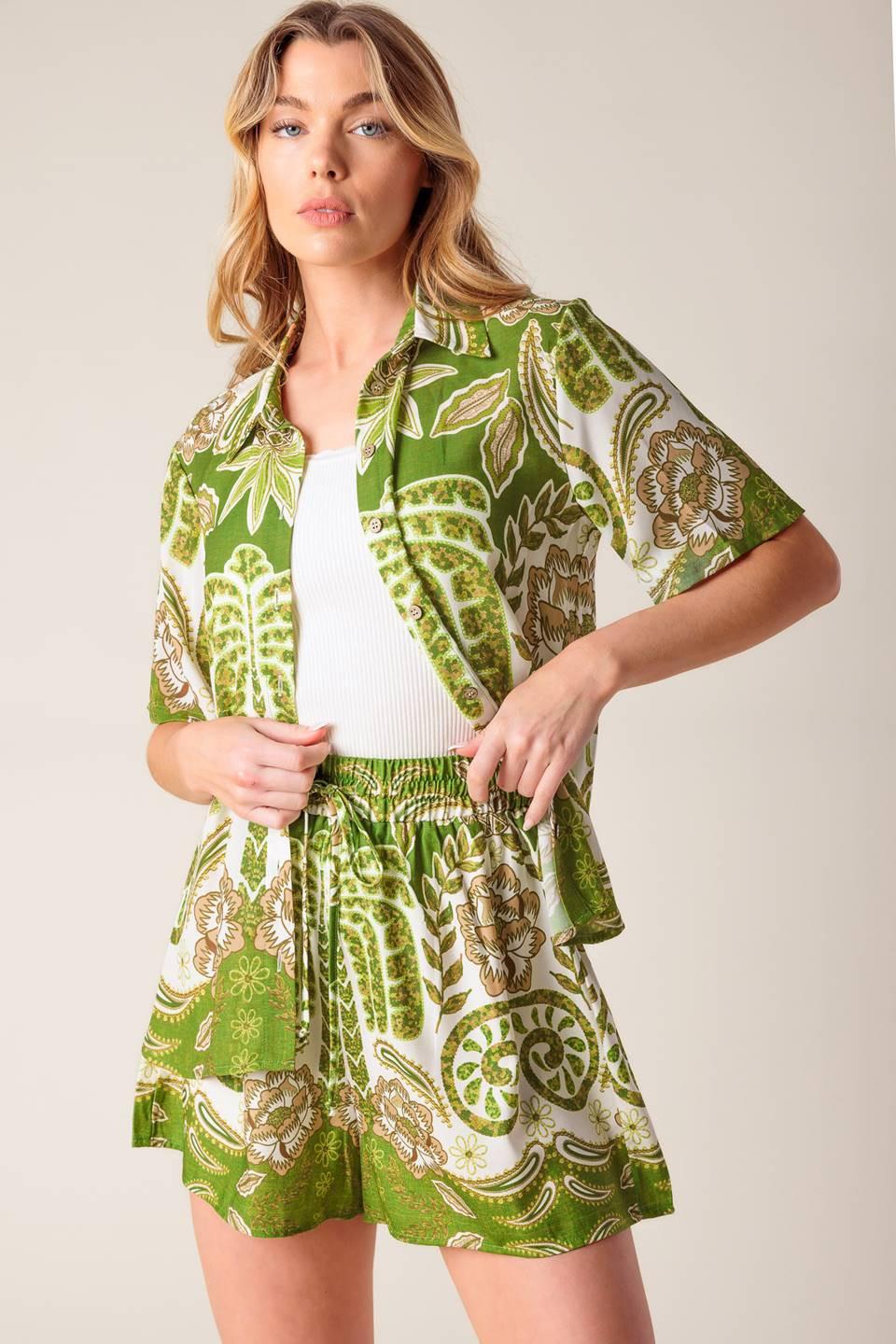Distant Echoes Green Shorts - Image 5