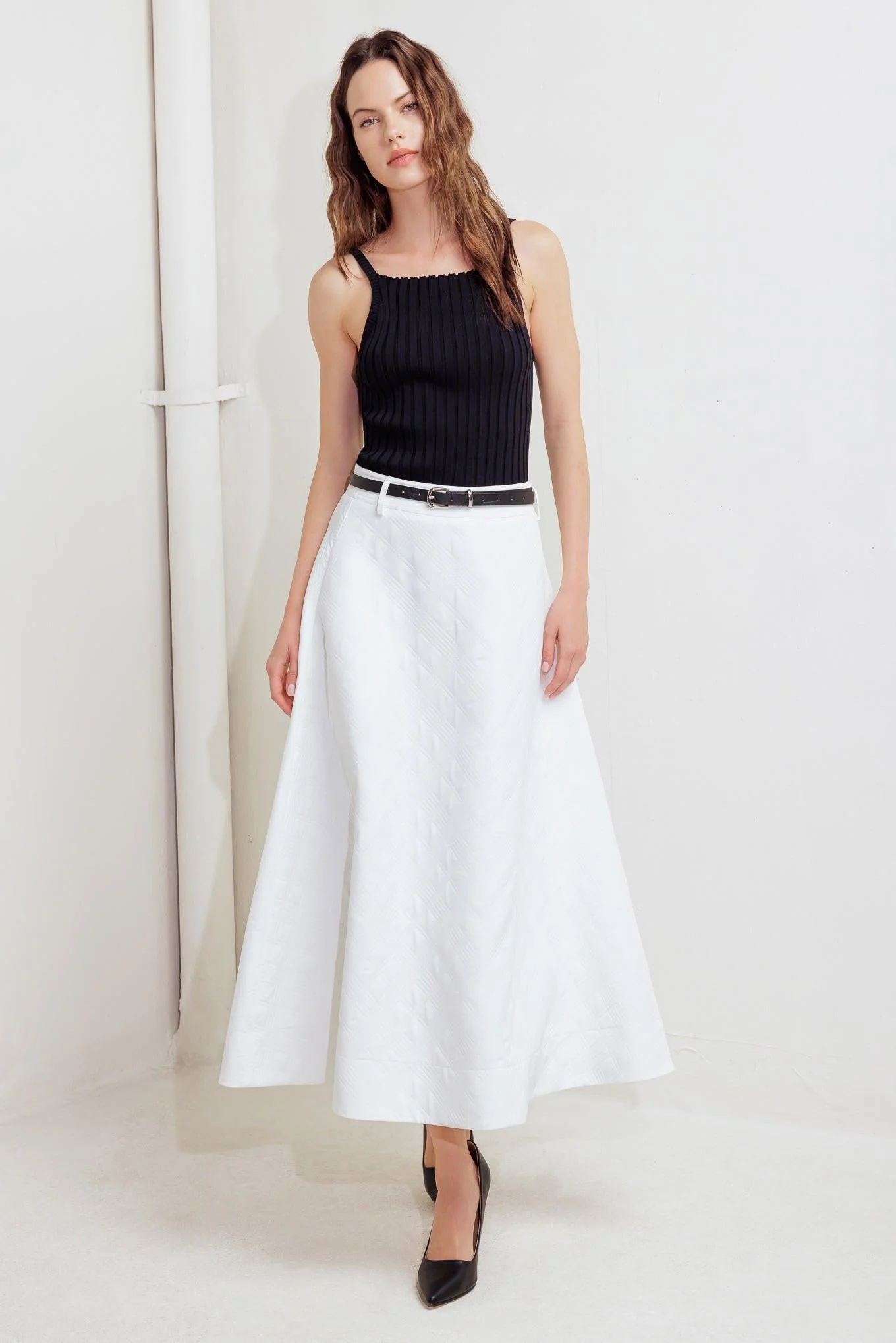 Downtown Ease Woven Midi Skirt - Image 4