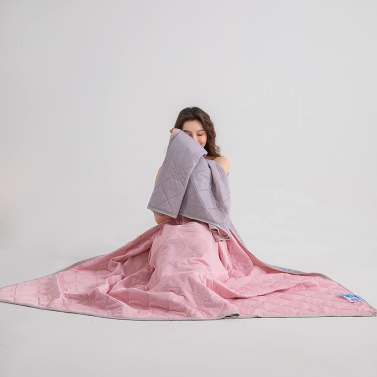 Dual-Sided Cooling Throw Blanket - Image 22