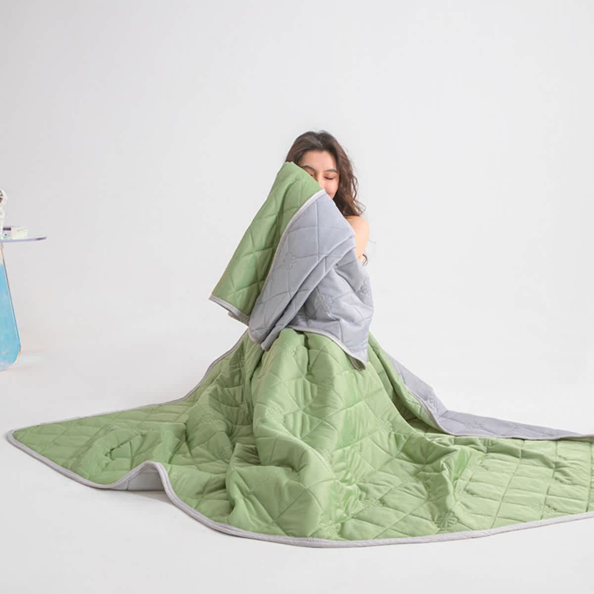 Dual-Sided Cooling Throw Blanket - Image 24
