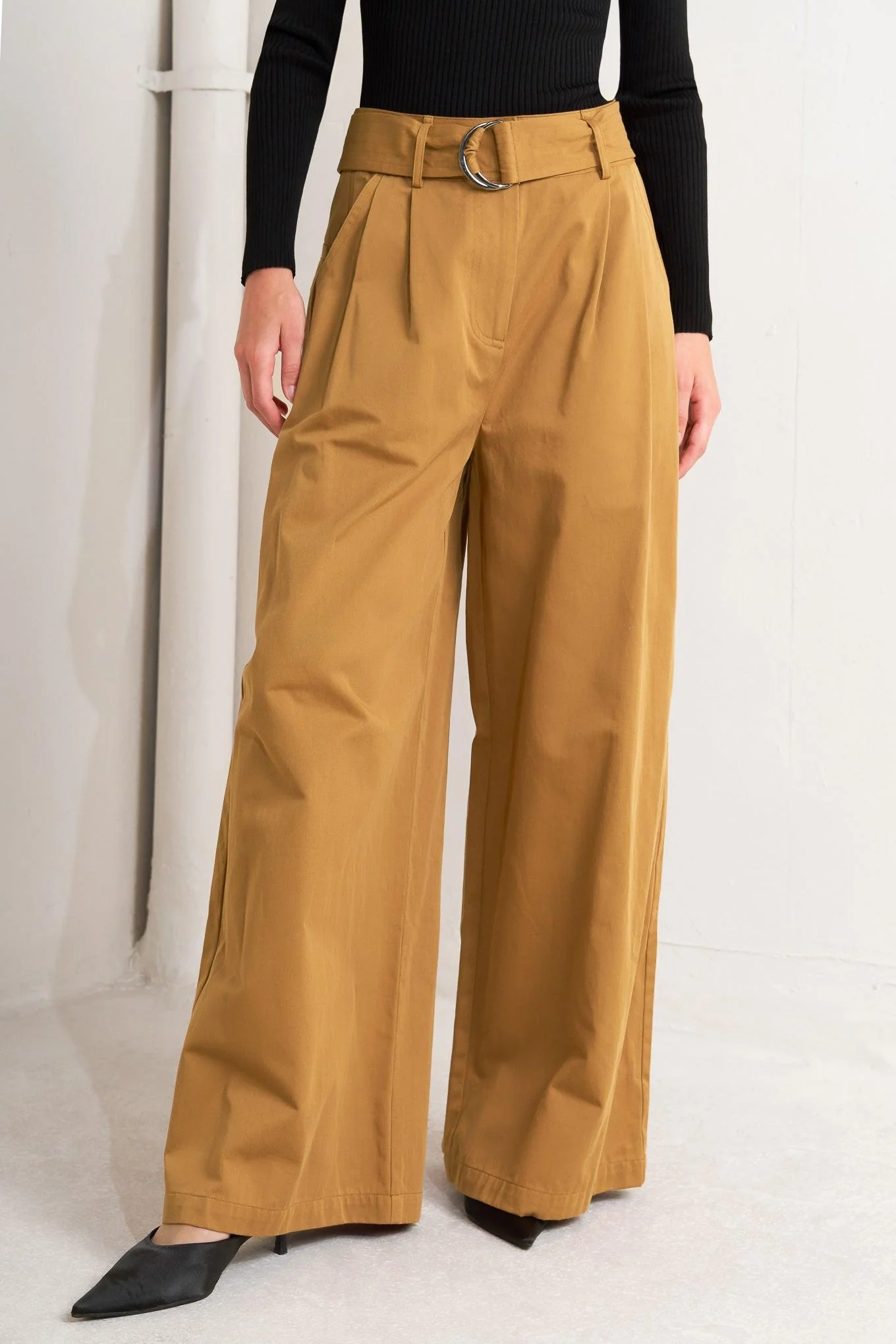 Elegance Unveiled Woven Pants - Image 8