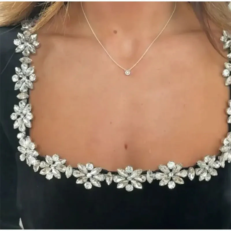 Elegant Square Neck Long-Sleeved Dress With Flowers Rhinestone Design - Image 2
