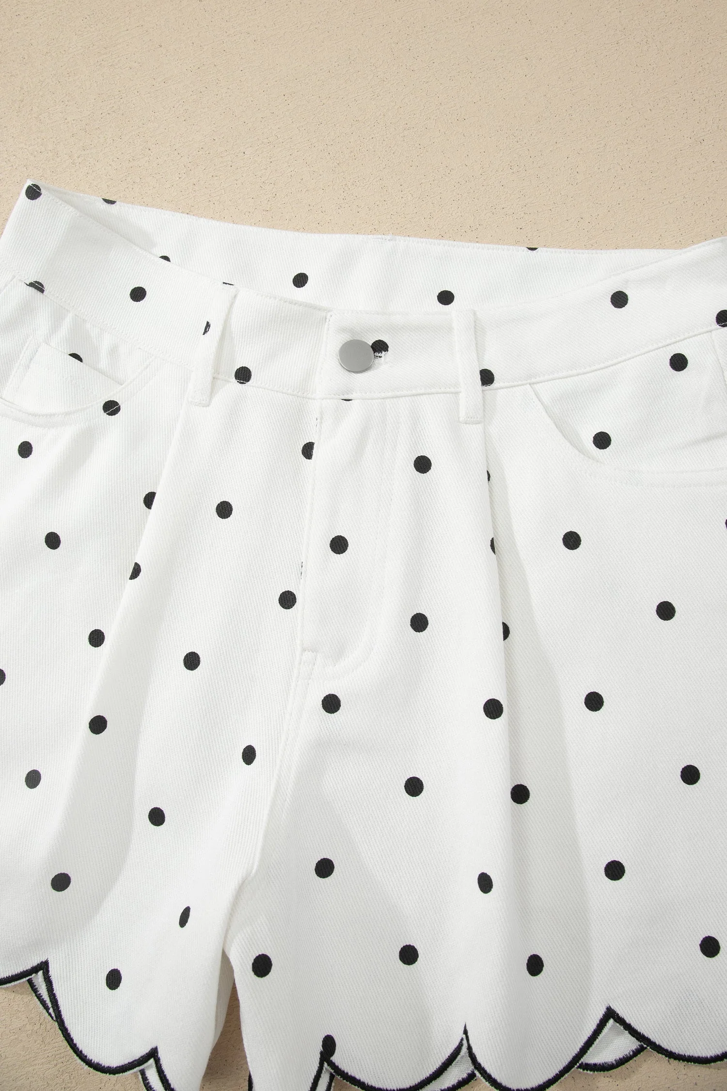 Threaded Pear Elise Embroidered Scallop Hem Shorts - Image 5