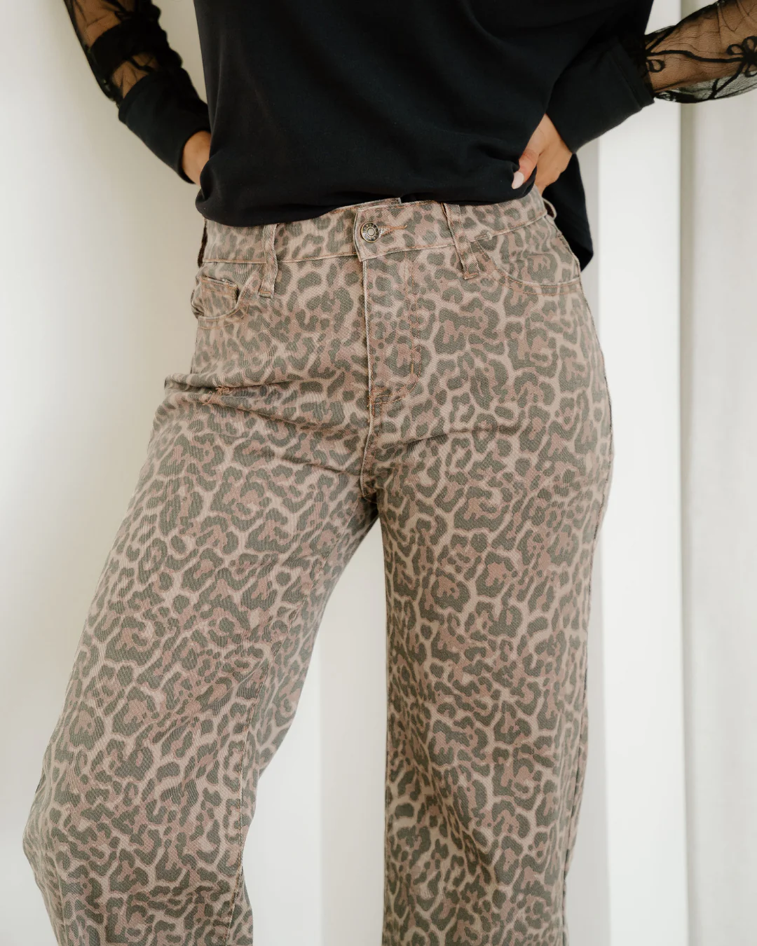 Emiliana Leopard Frayed Edge Wide Leg High Waist Jeans - Image 4