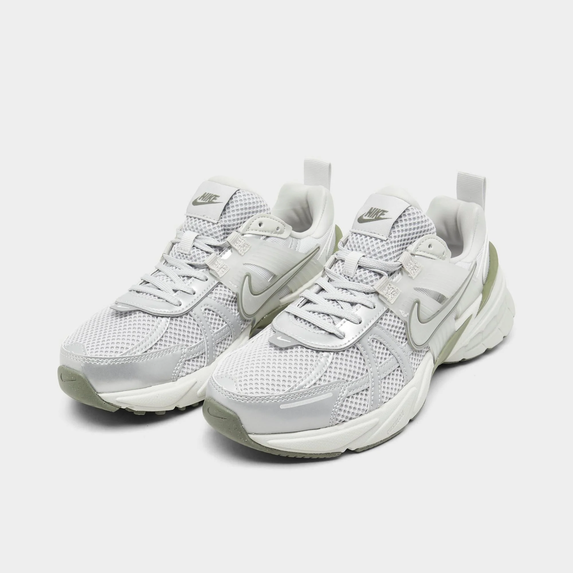 [fd0736-006] Womens Nike V2k Run 'photon Dust Light Silver' - Image 2