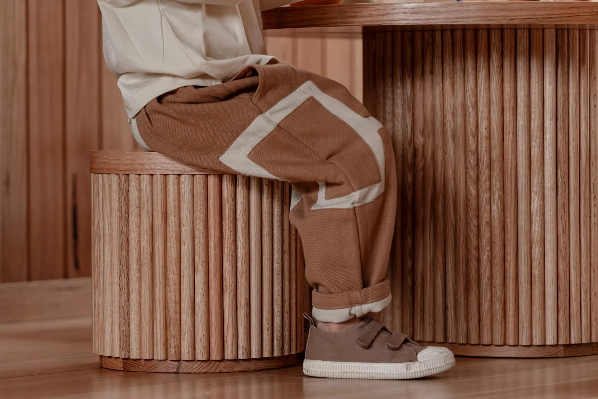 Fluted Round Stool - Image 9