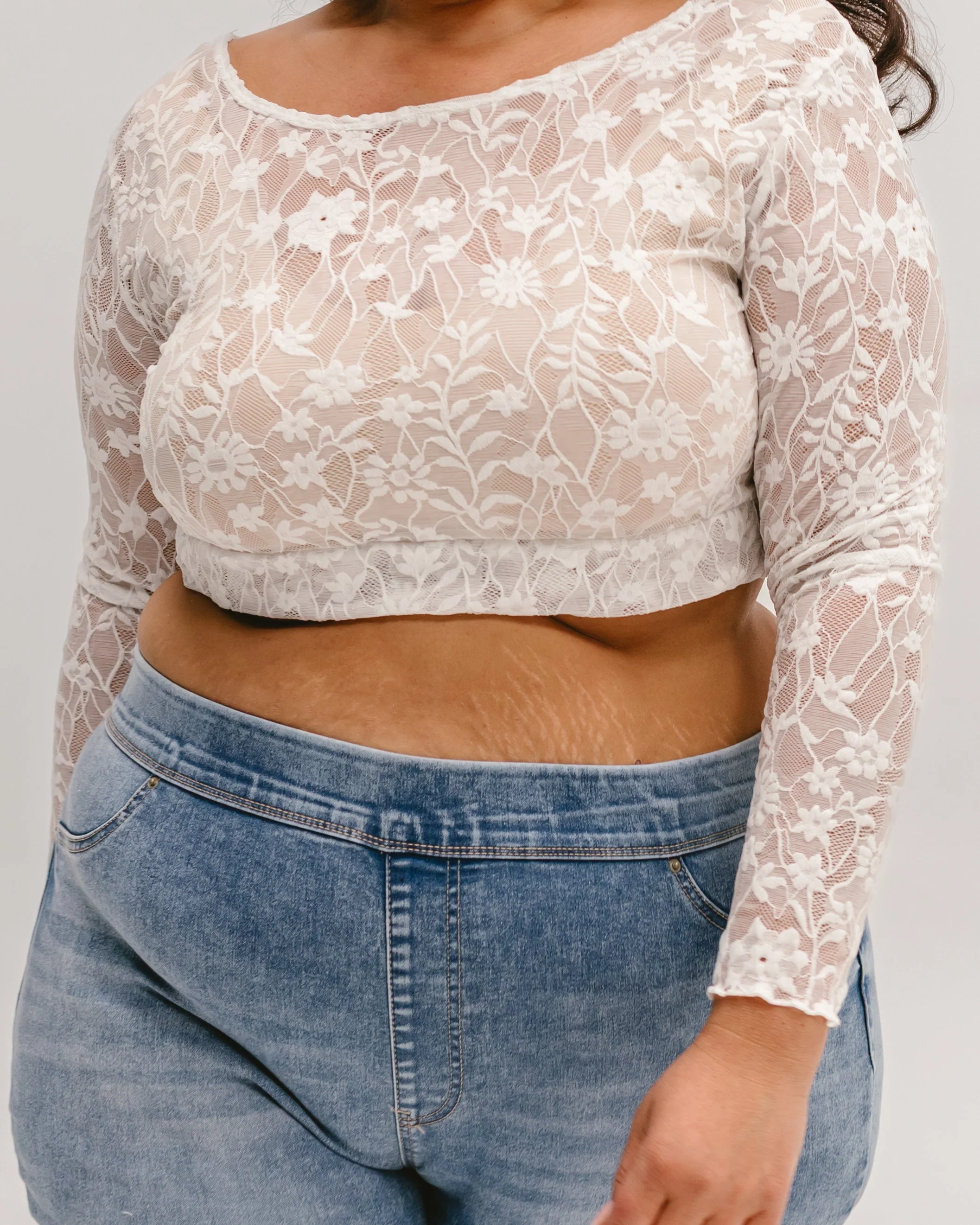 Full Lace Long-Sleeved Halftee - Image 2