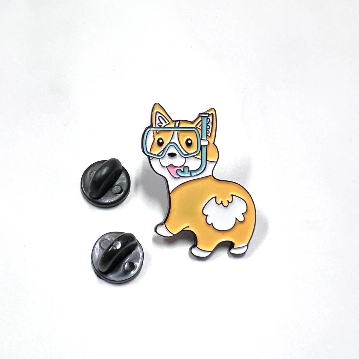 Fun Corgi Enamel Pin with Diving Goggles – Perfect for Bags & Hats - Image 5