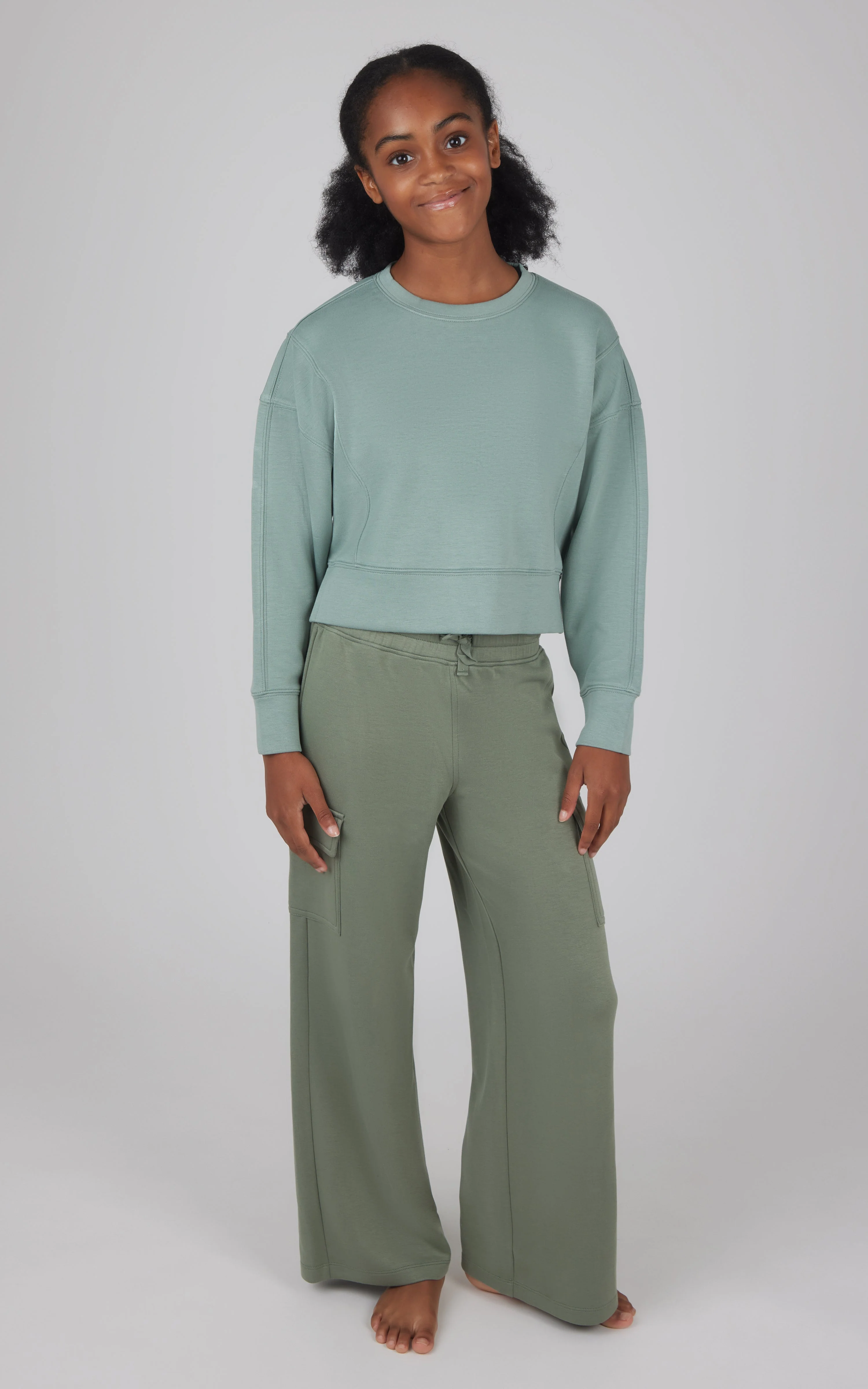 Girls 2 PC Softlite Cropped Pullover + Softlite Wide Leg Cargo Pant - Image 7