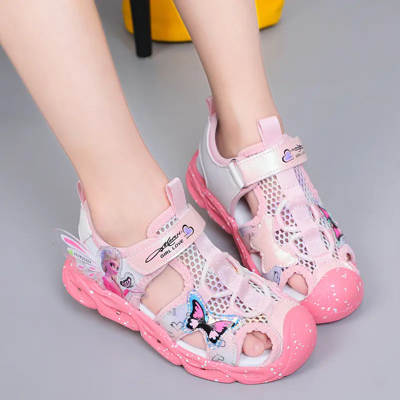 Girls' Light-Up Summer Sandals with Soft Sole - Image 2