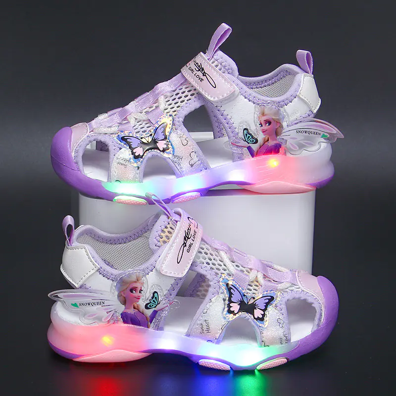 Girls' Light-Up Summer Sandals with Soft Sole - Image 3