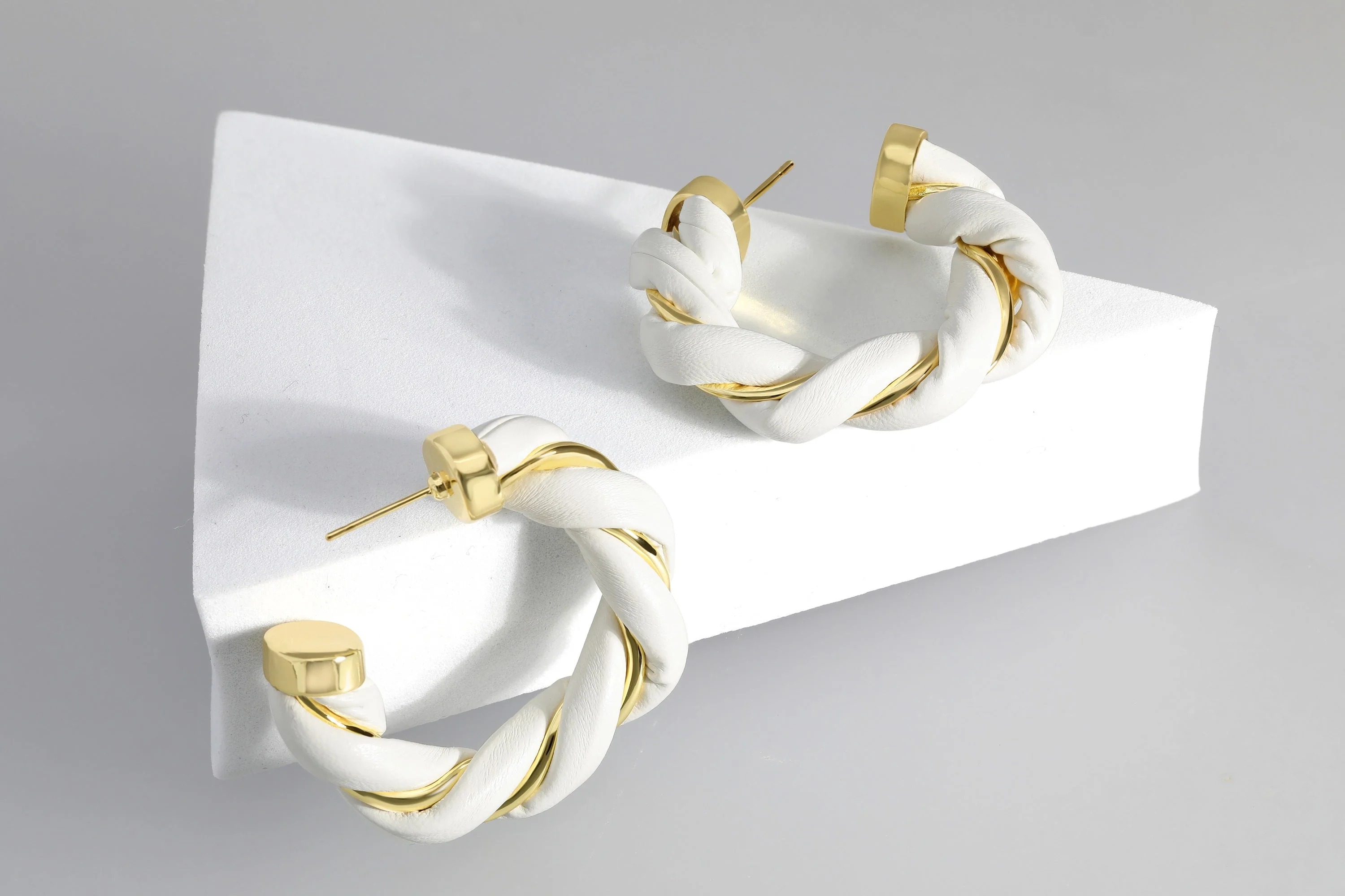 Gold-Plated Twisted Leather Hoop Earrings with Gift Pouch - Image 17