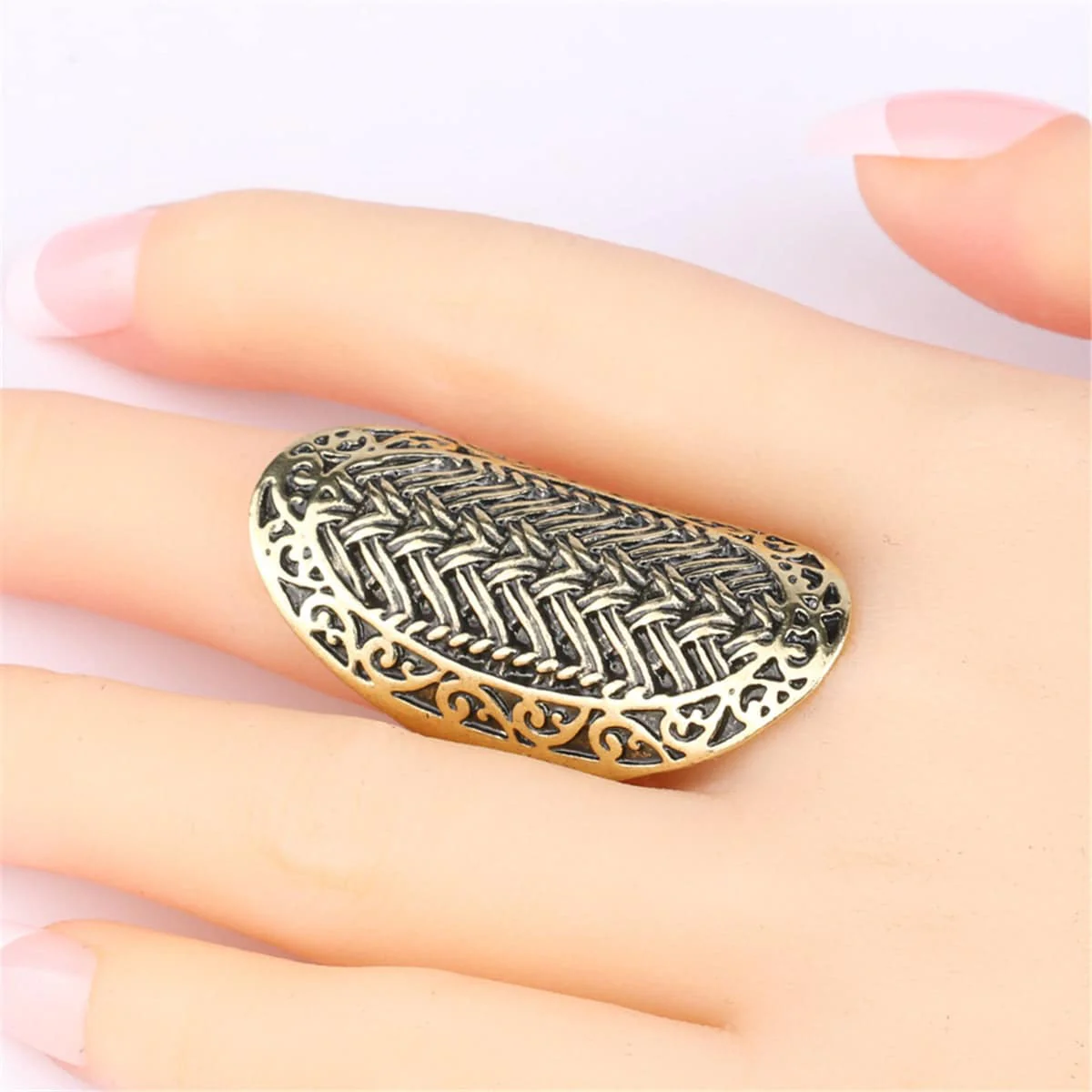 Goldtone Weaving Band Ring - Image 3