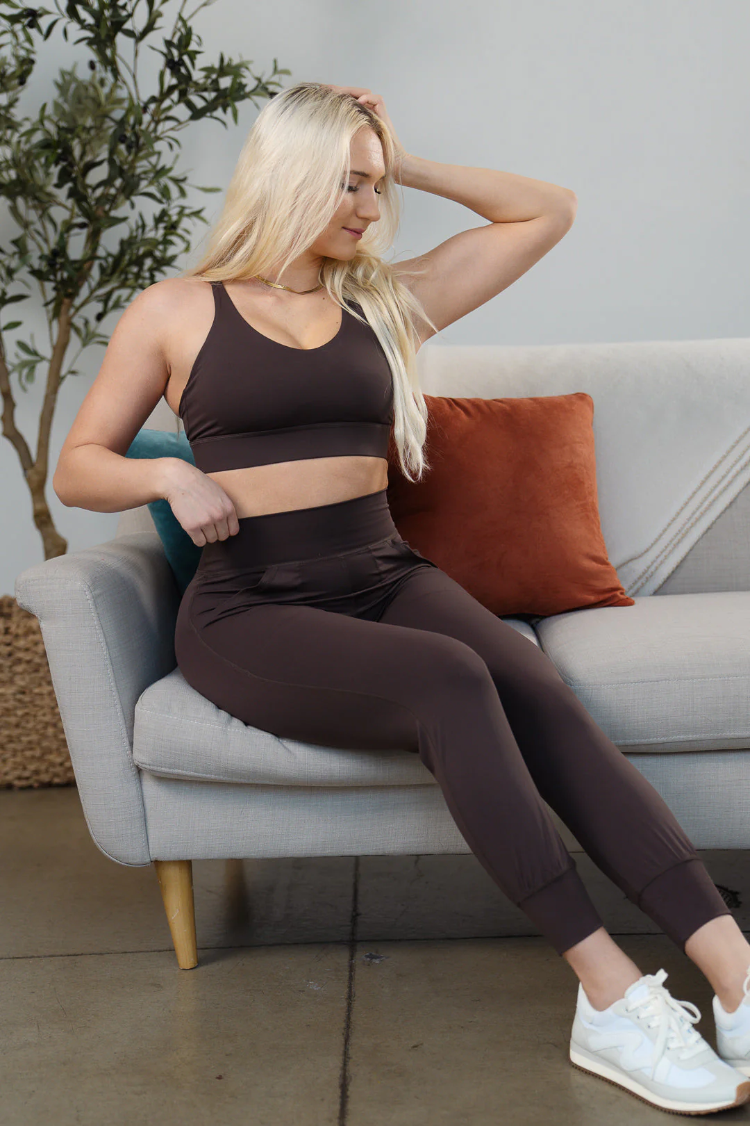 Gravity Resilient Jogger - Image 10