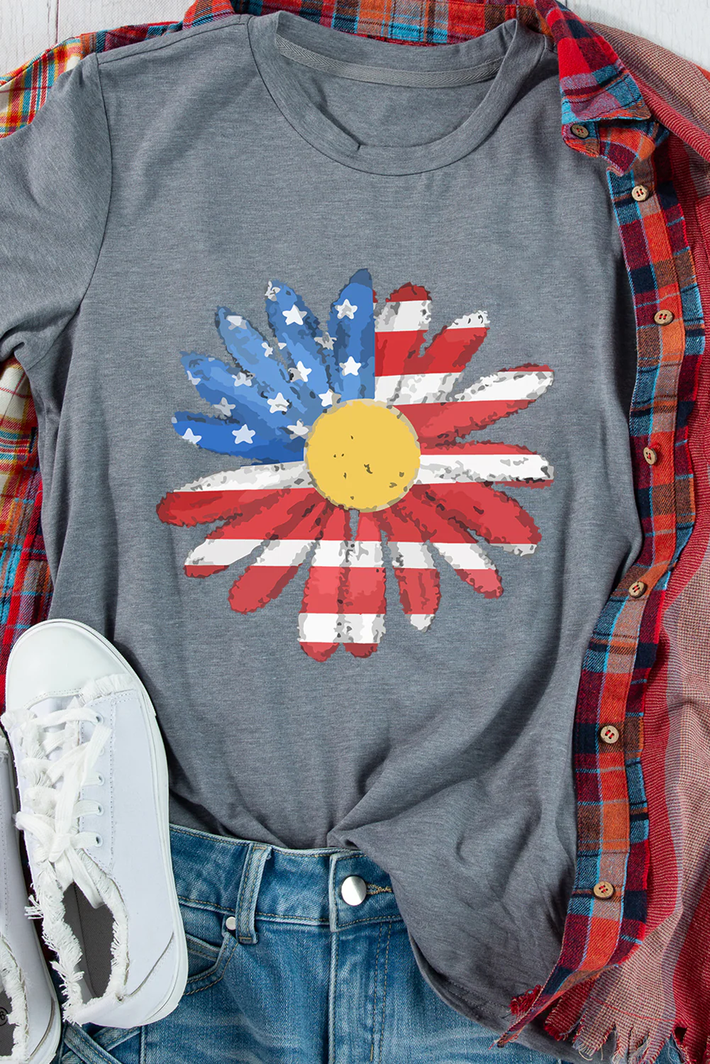 Gray Flag Pattern Sunflower Graphic Crew Neck Tee - Image 6