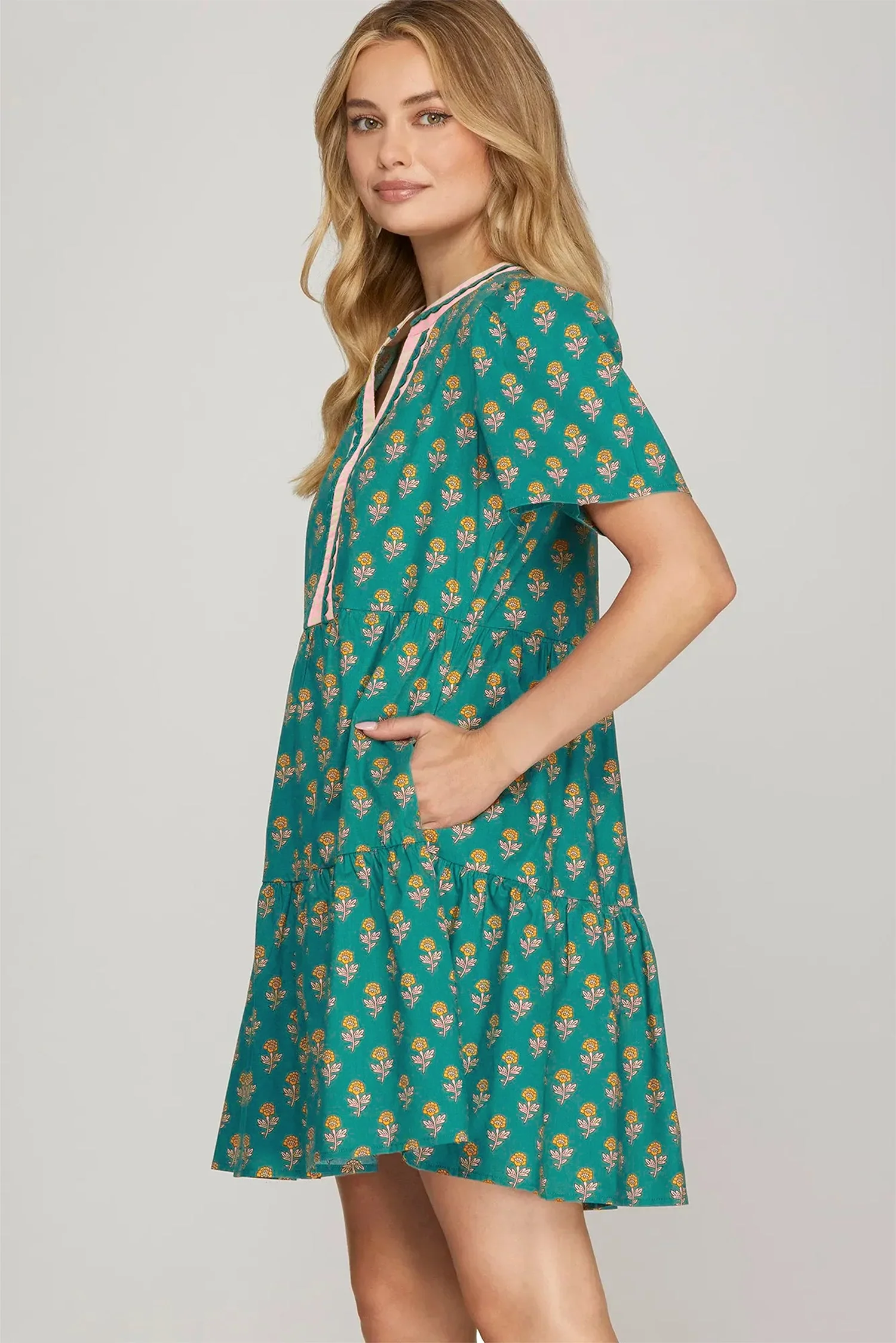 Green Contrast Trim V Neck Short Sleeve Floral Dress - Image 3