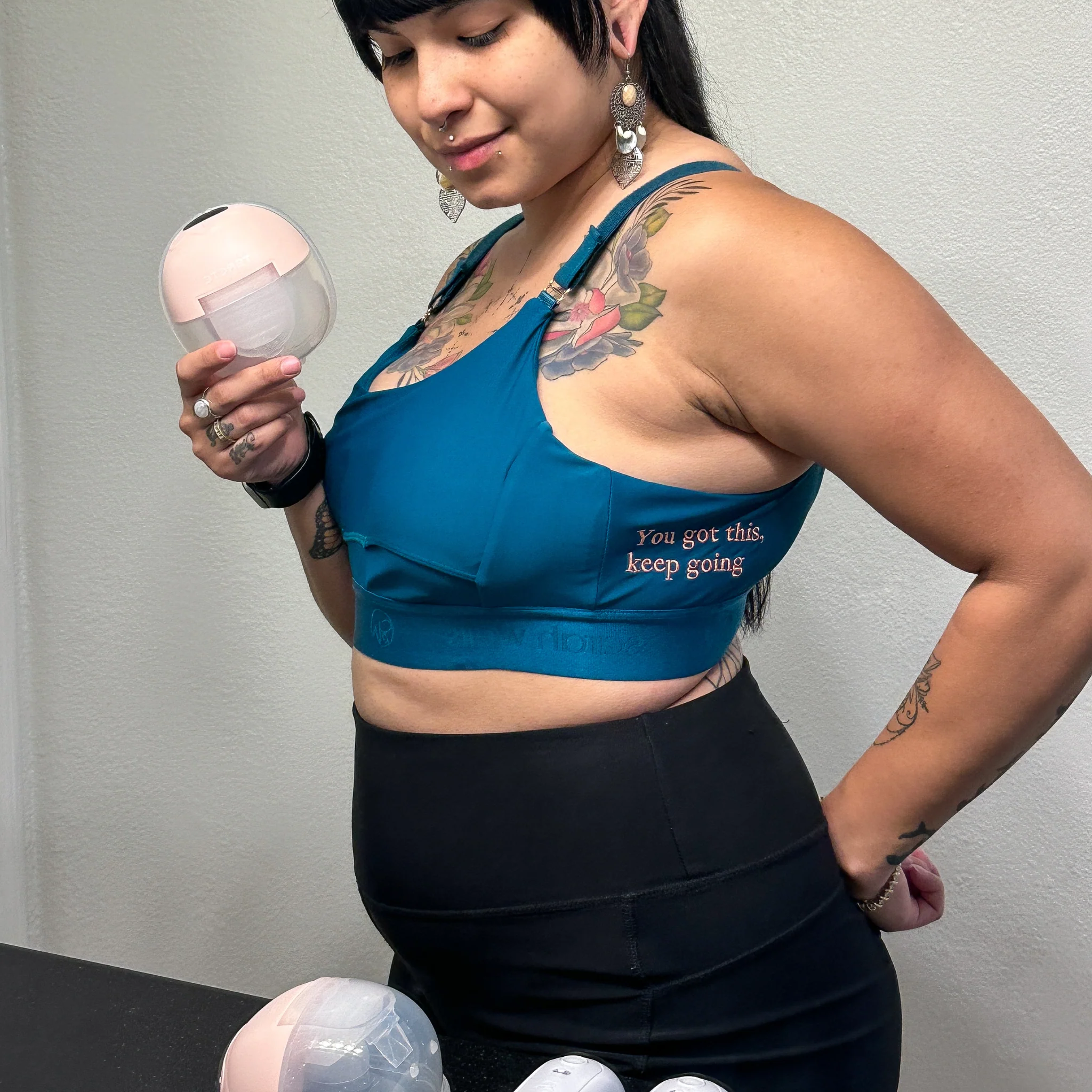 Hands Free Pumping Journey Bra - Bold - Image 7