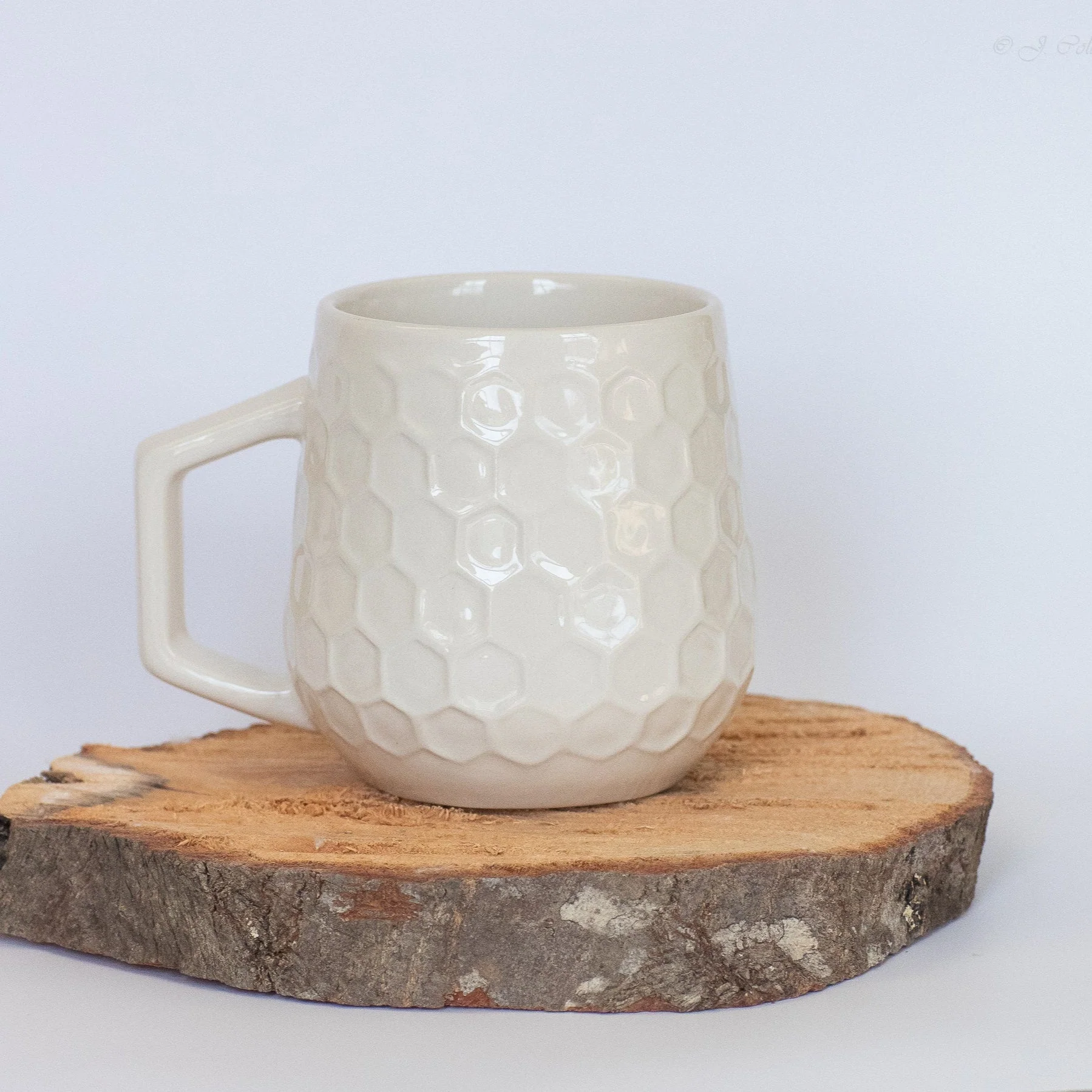 Honeycomb 12oz Mug - Image 2